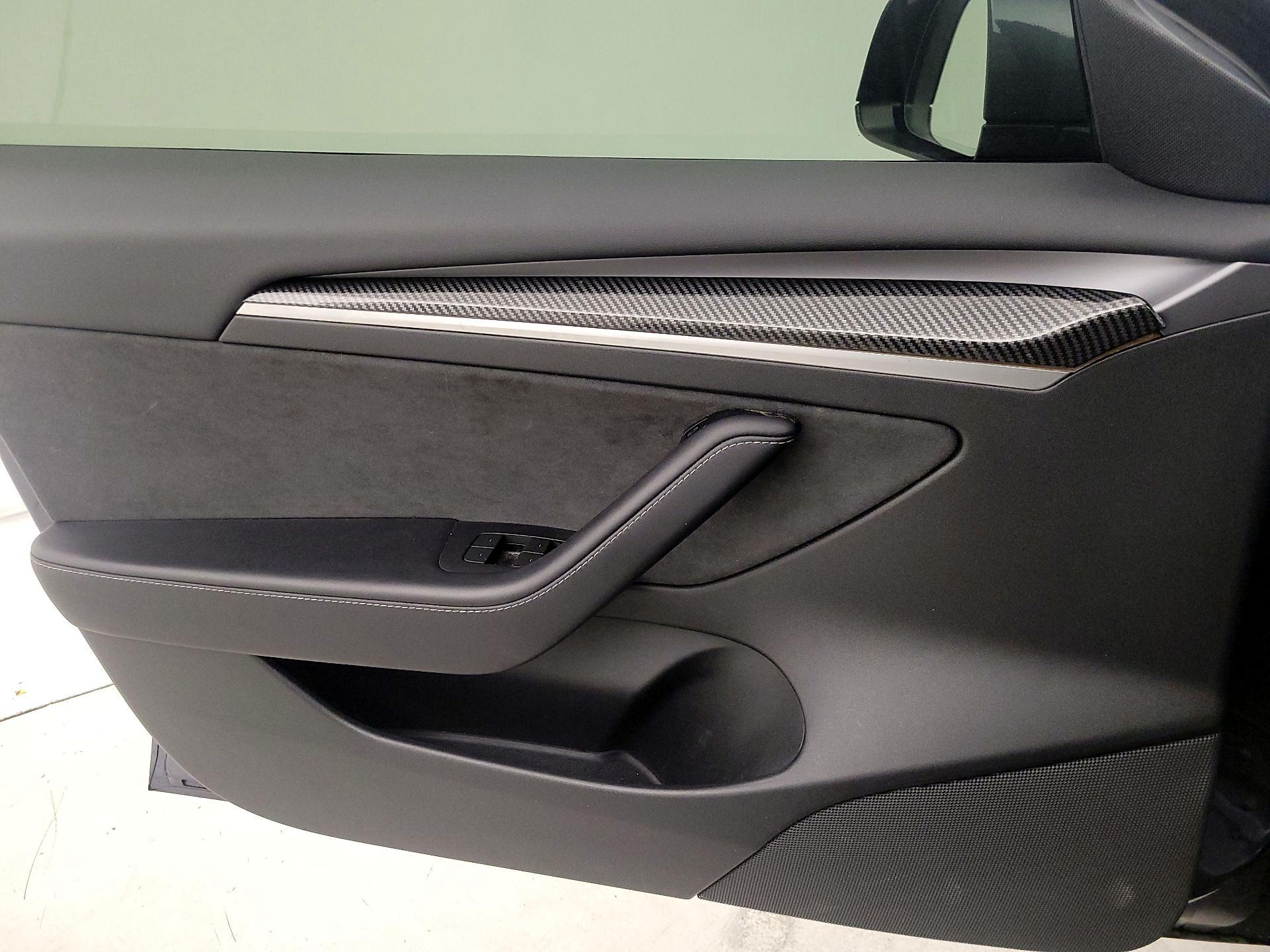 Thumbnail: 2023 Tesla Model 3 - 12