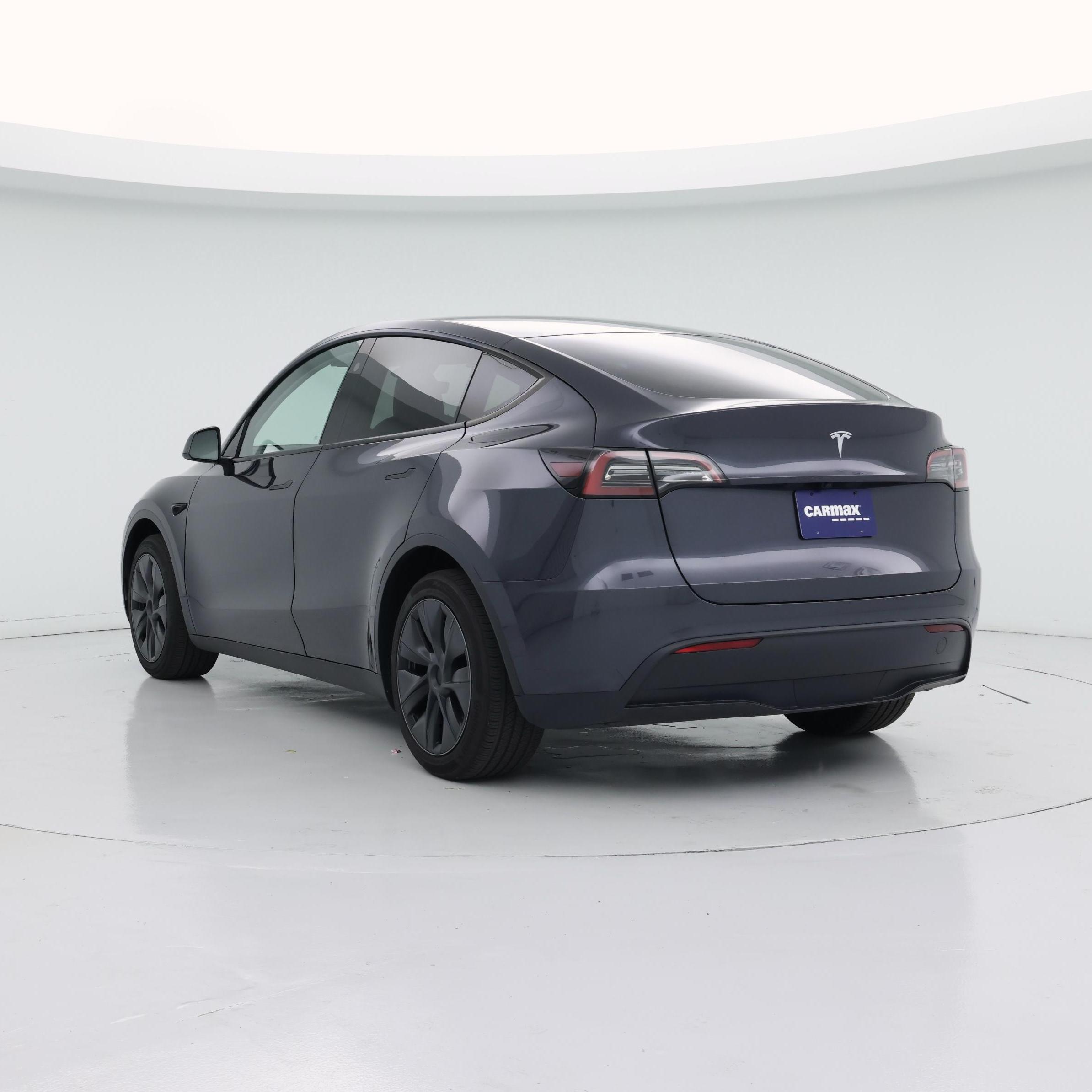 Thumbnail: 2025 Tesla Model Y - 2