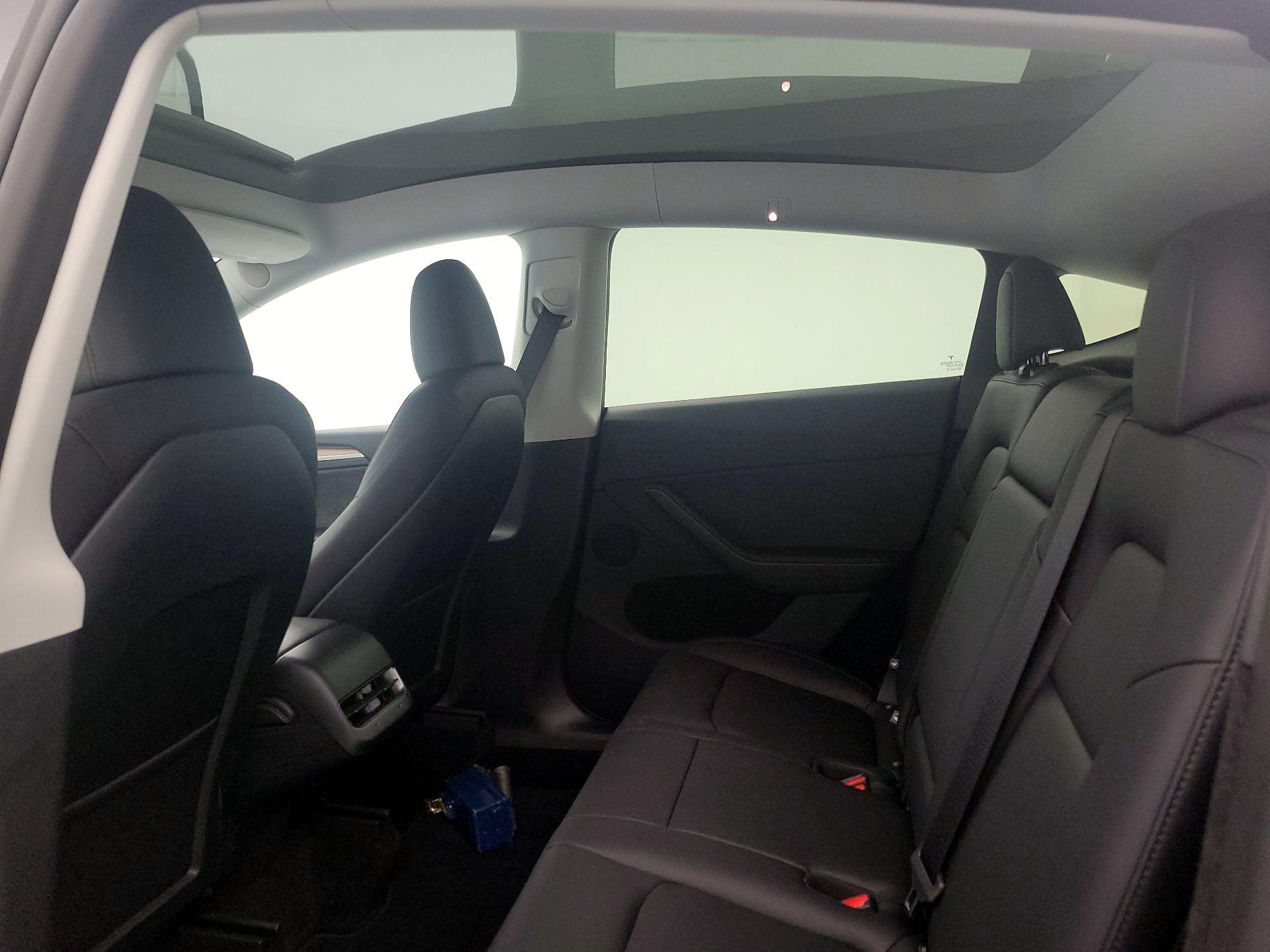 Thumbnail: 2025 Tesla Model Y - 19