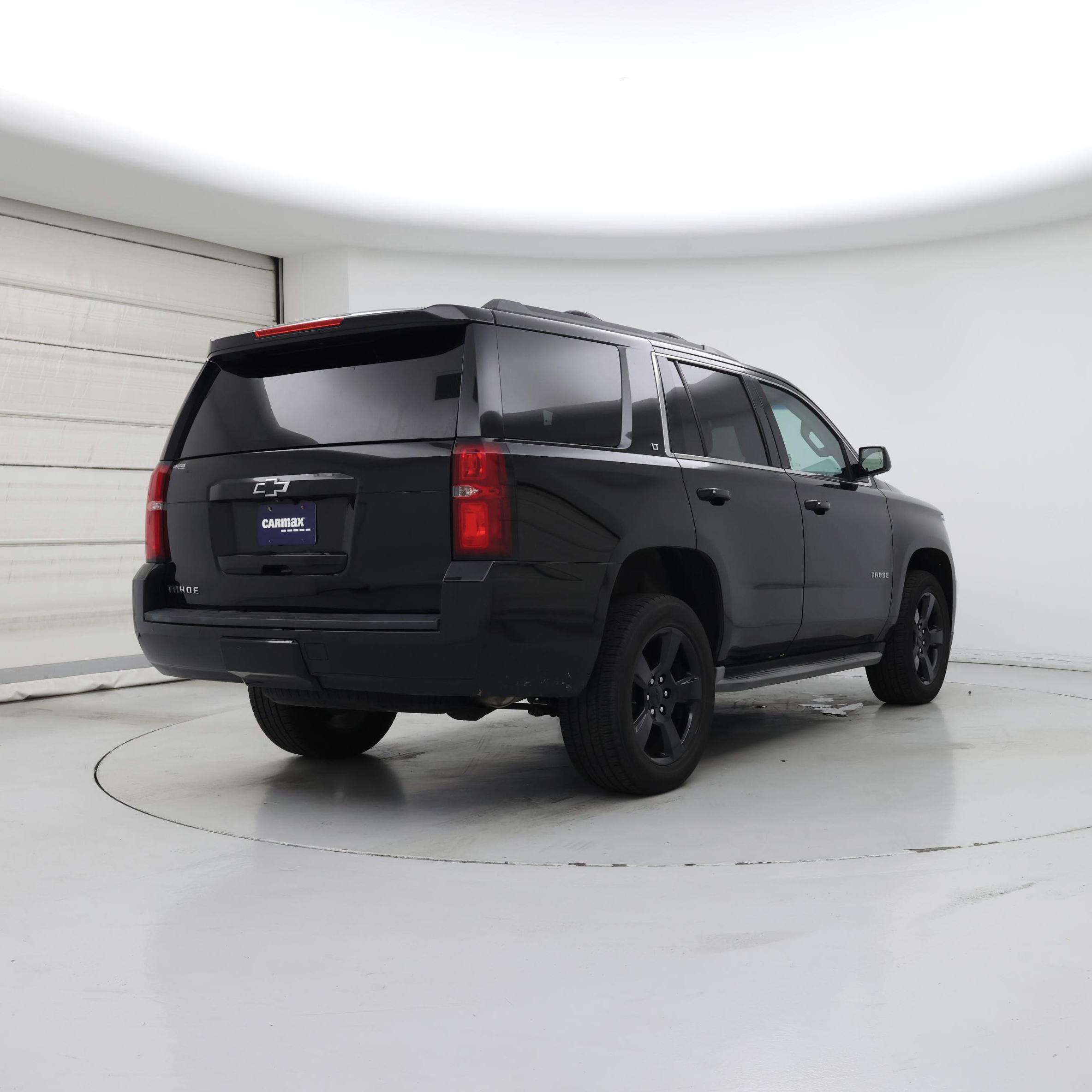 Thumbnail: 2019 Chevrolet Tahoe - 8