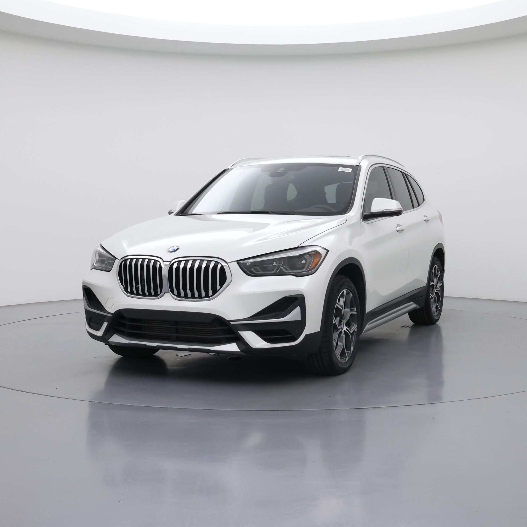 Thumbnail: 2021 BMW X1 - 4