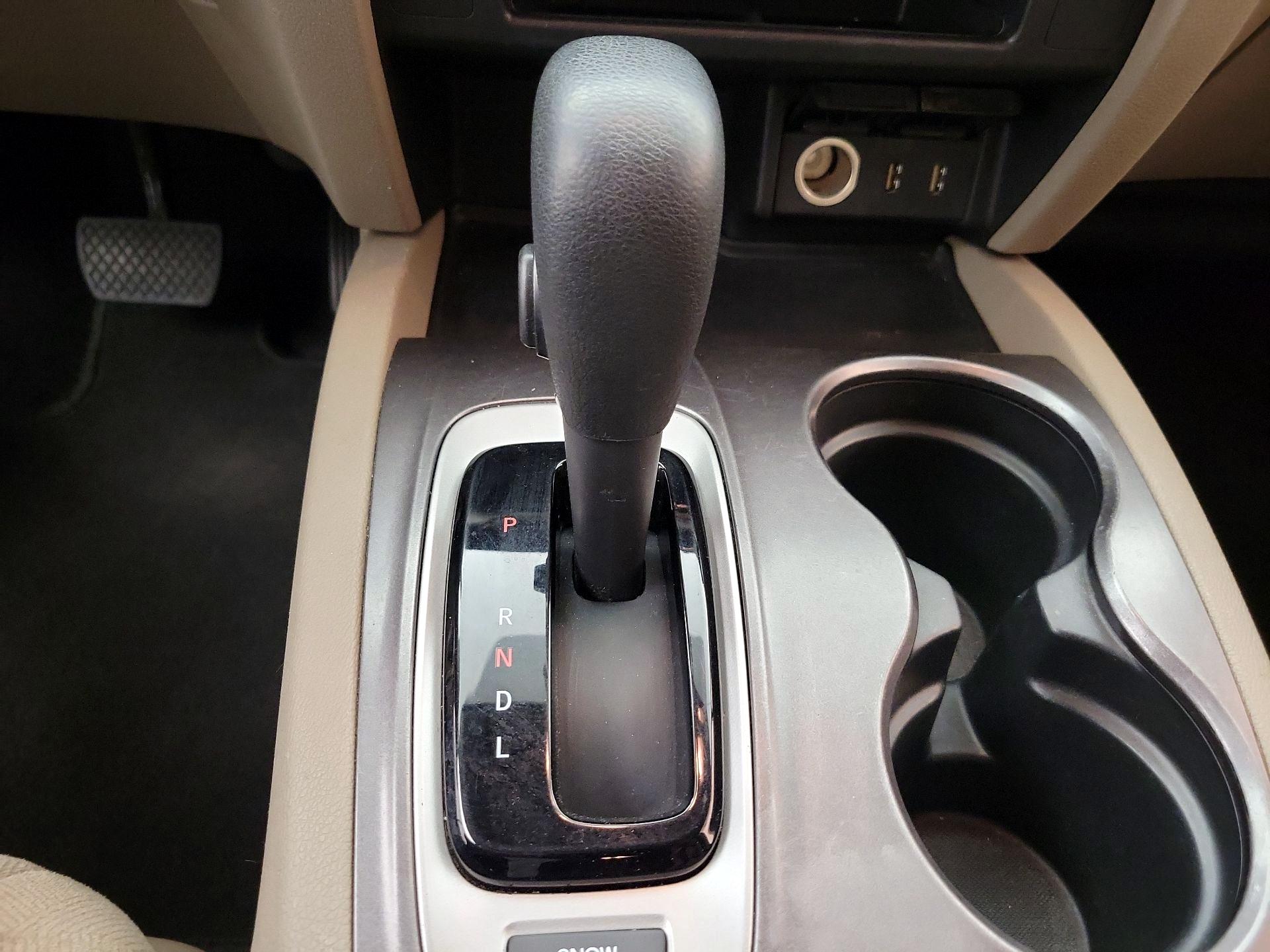 Thumbnail: 2017 Honda Pilot - 17