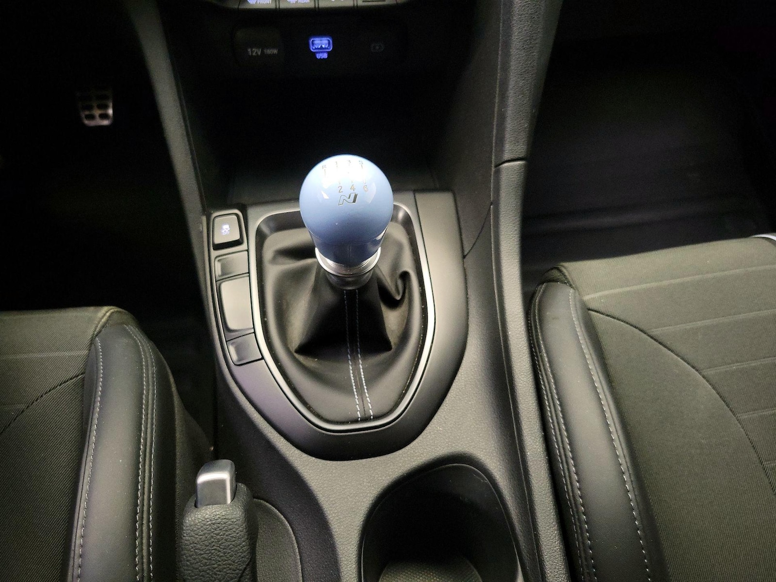 2022 Hyundai Veloster N - Photo 19