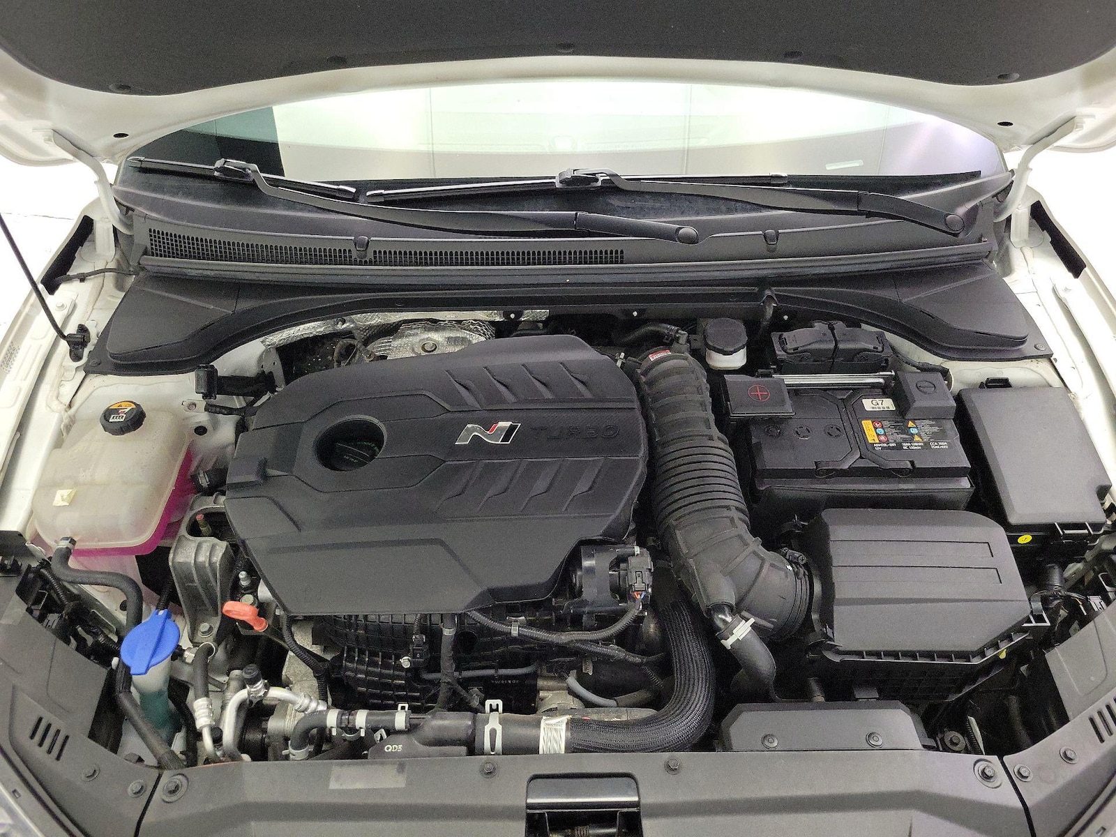 2022 Hyundai Veloster N - Photo 23