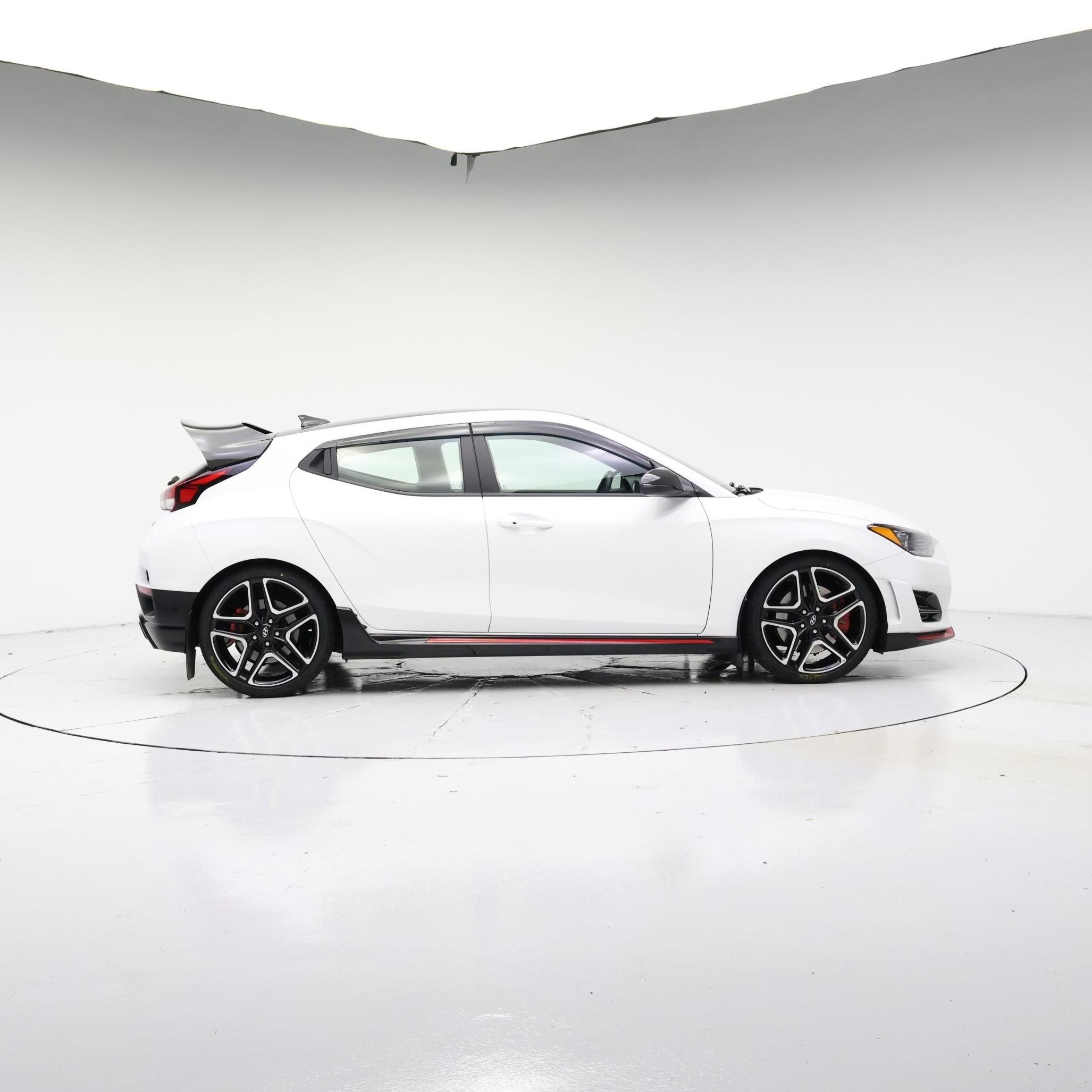 Thumbnail: 2022 Hyundai Veloster - 7