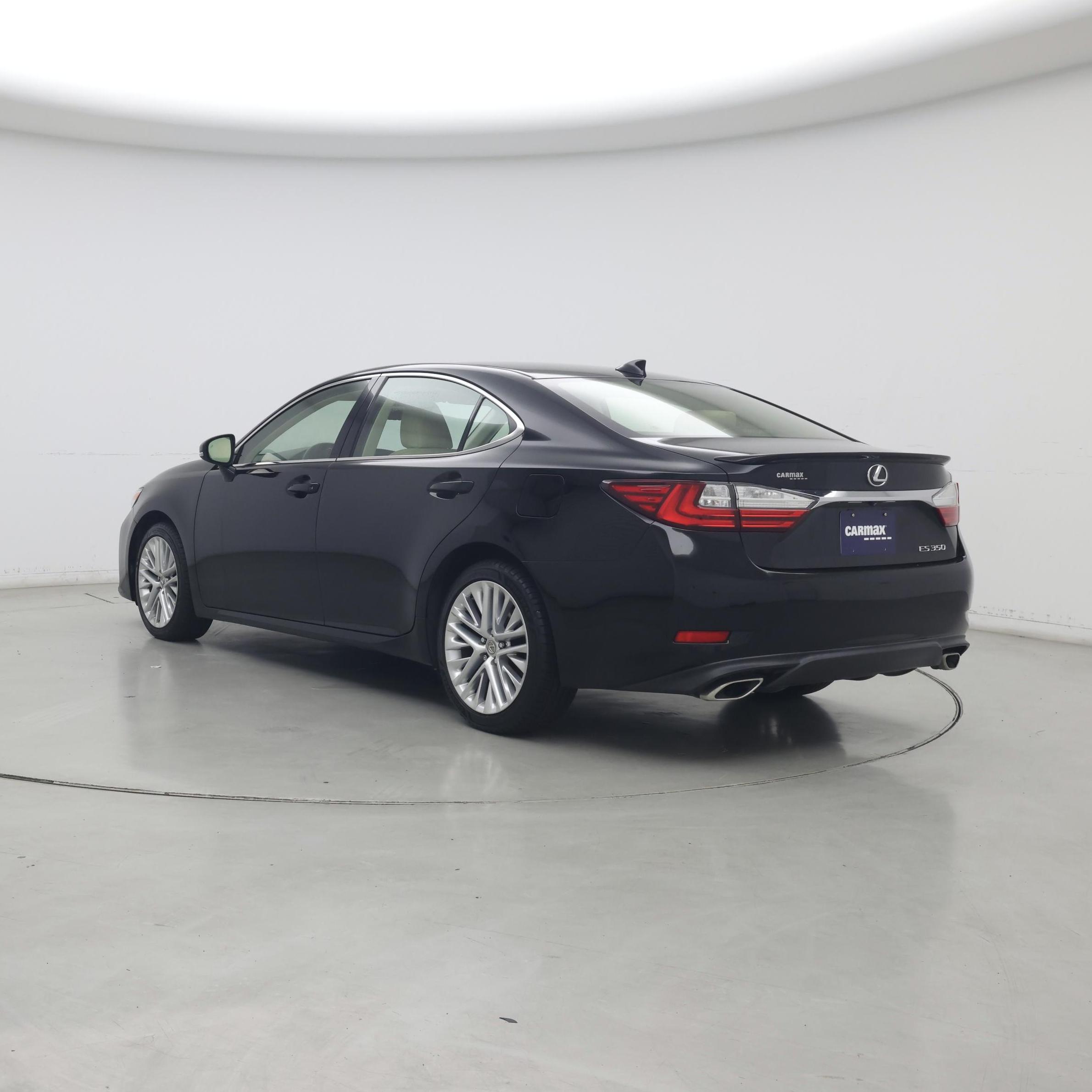 Thumbnail: 2016 Lexus ES - 2