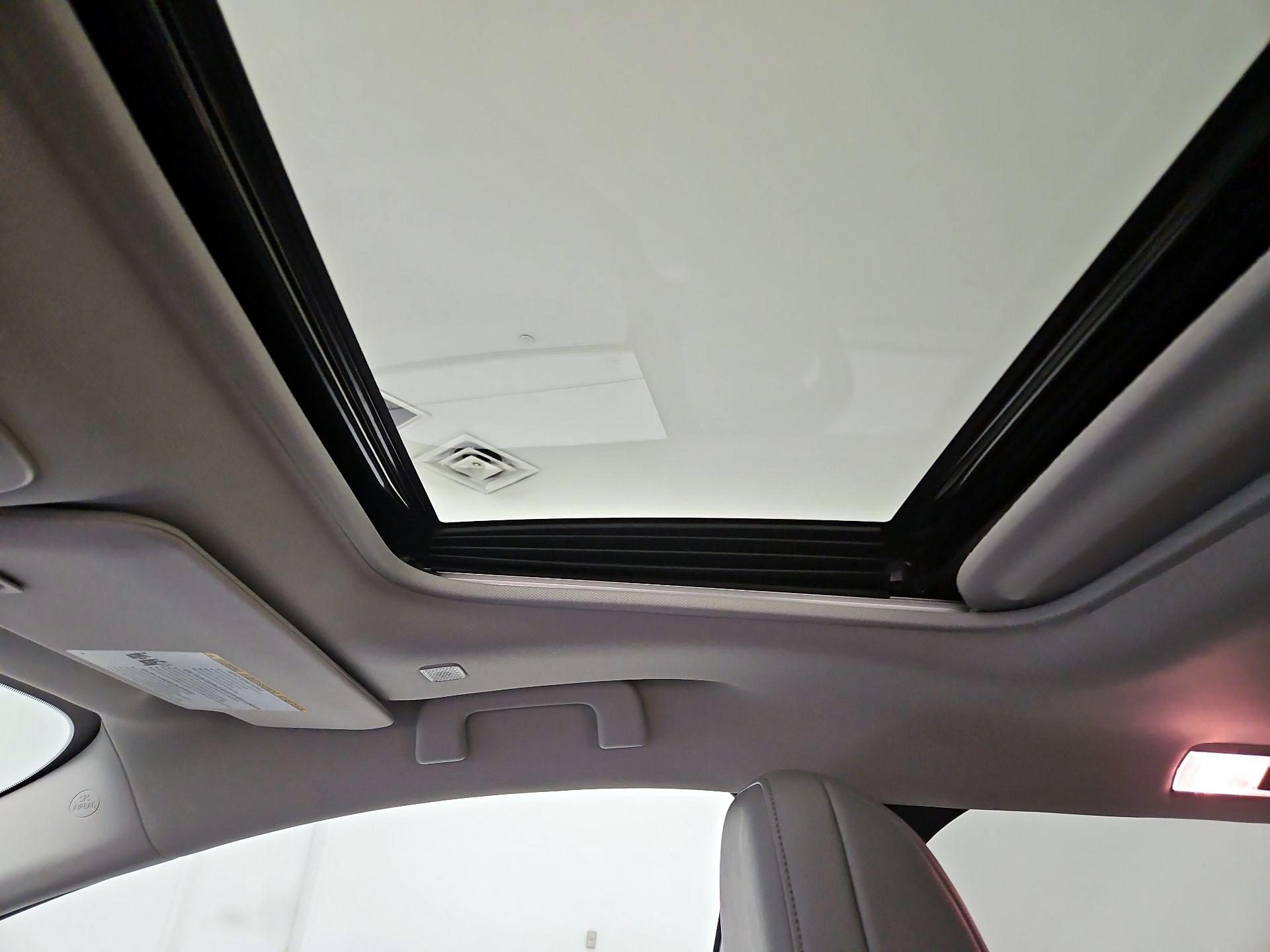 Thumbnail: 2026 Toyota Sienna - 19