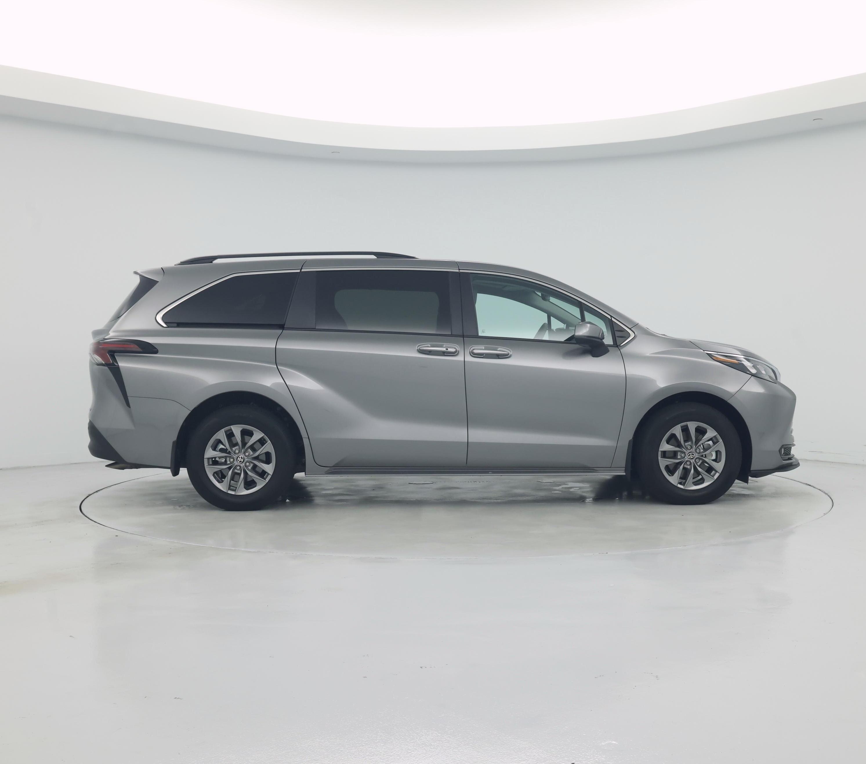 Thumbnail: 2026 Toyota Sienna - 7
