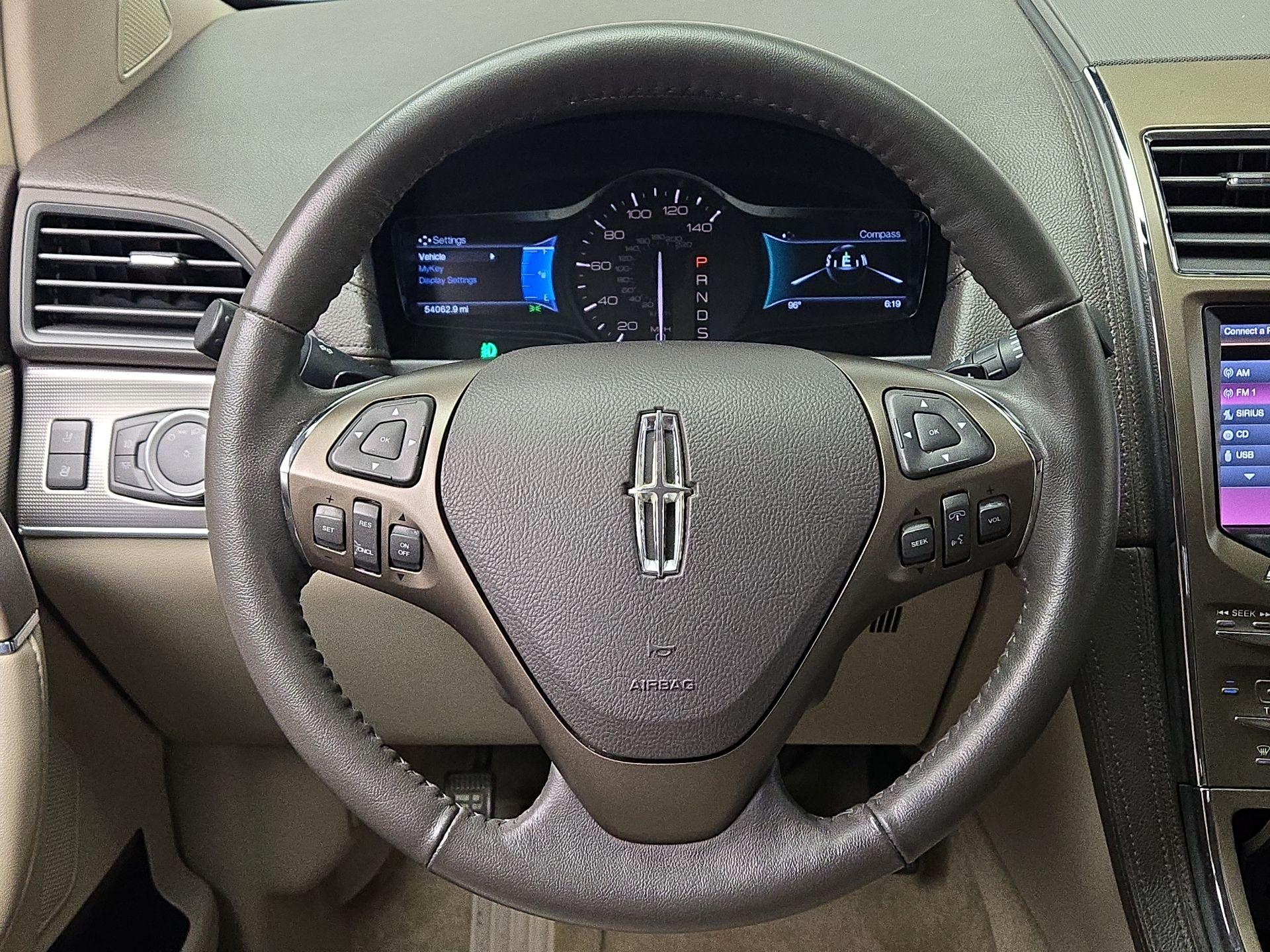Thumbnail: 2015 Lincoln MKX - 10