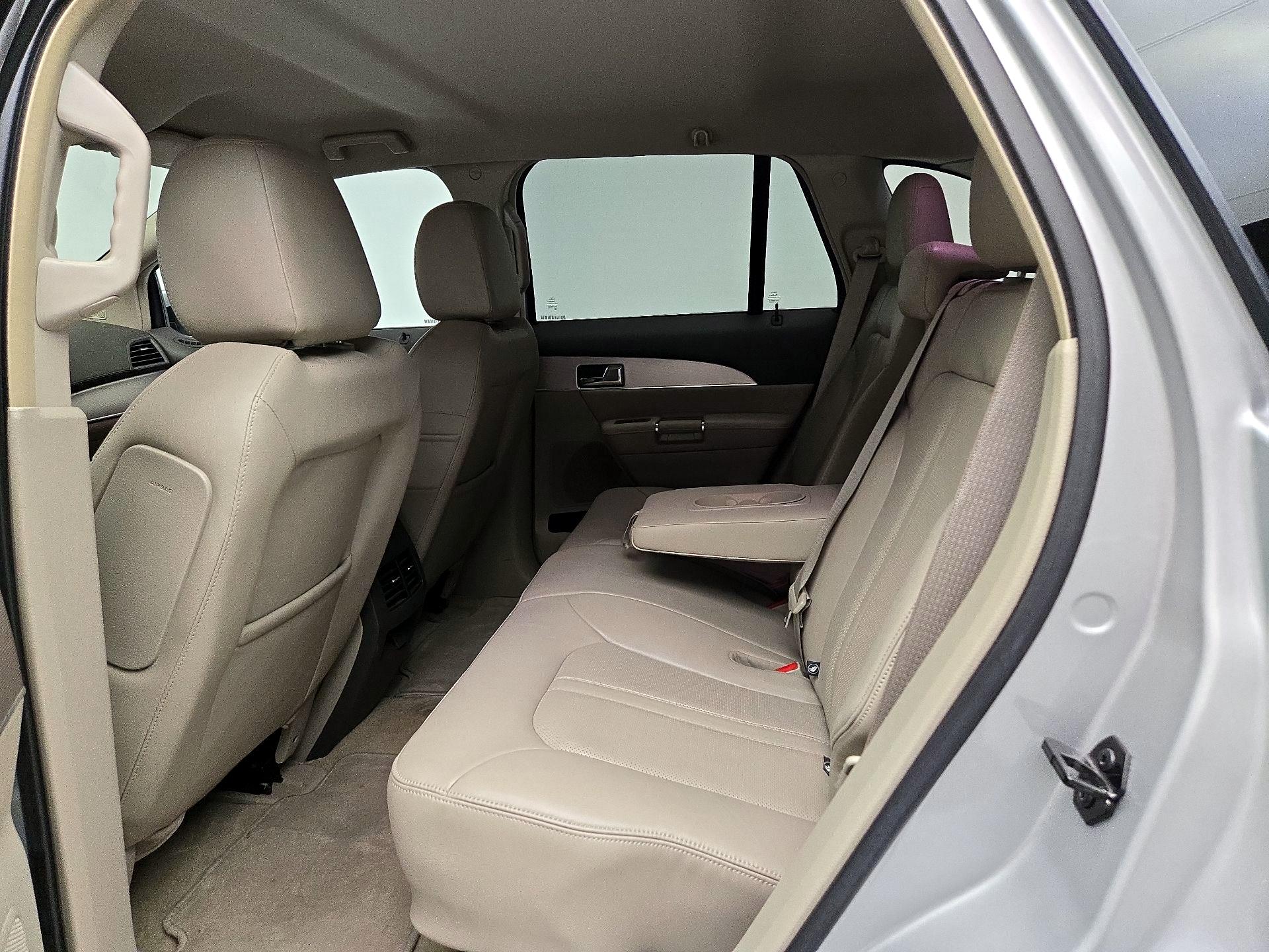 Thumbnail: 2015 Lincoln MKX - 18