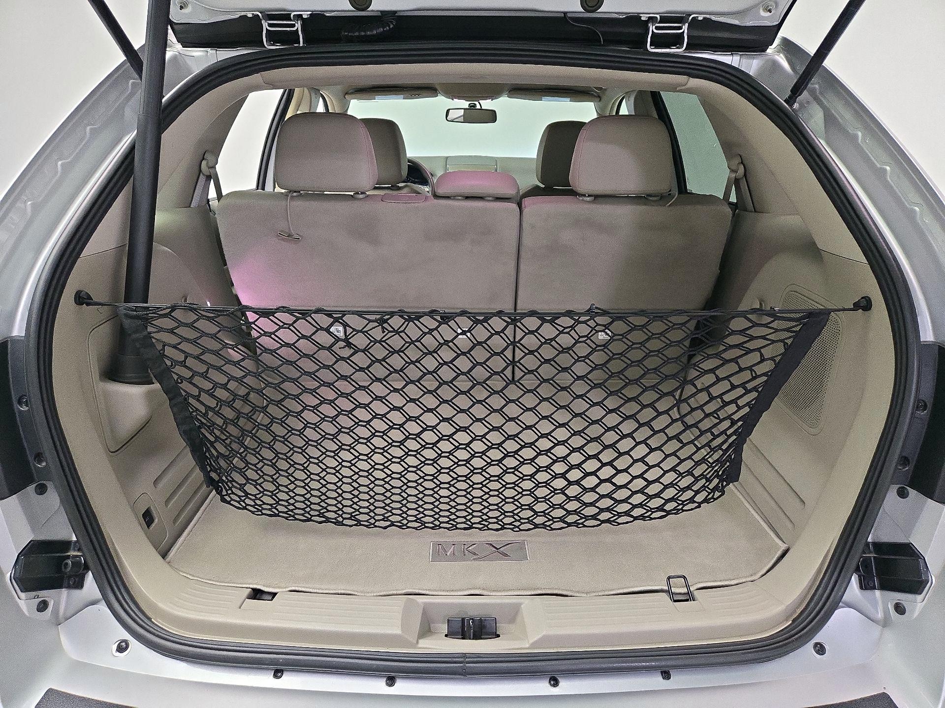 Thumbnail: 2015 Lincoln MKX - 19
