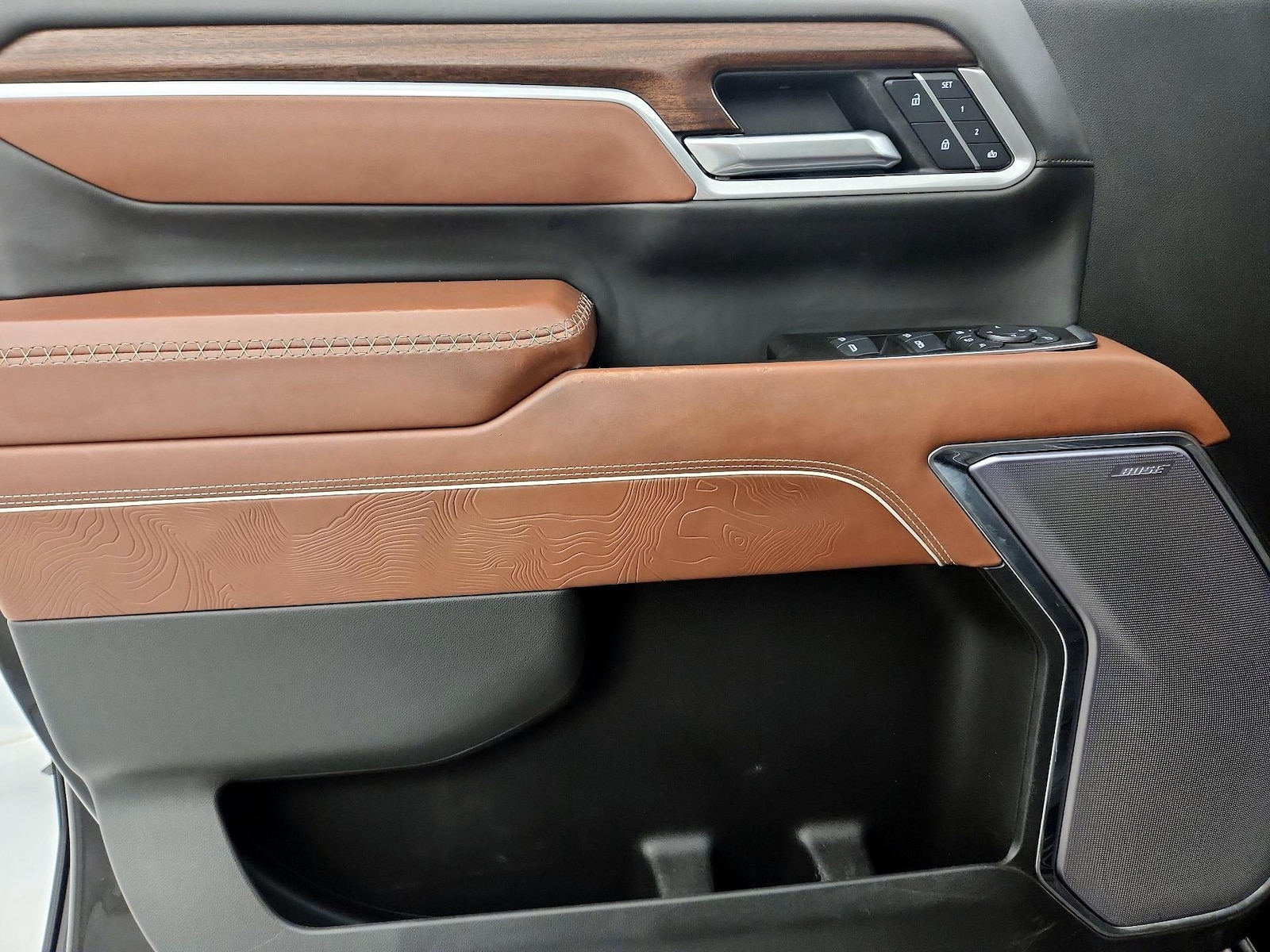 2025 GMC Sierra 2500HD Denali Ultimate - Photo 13