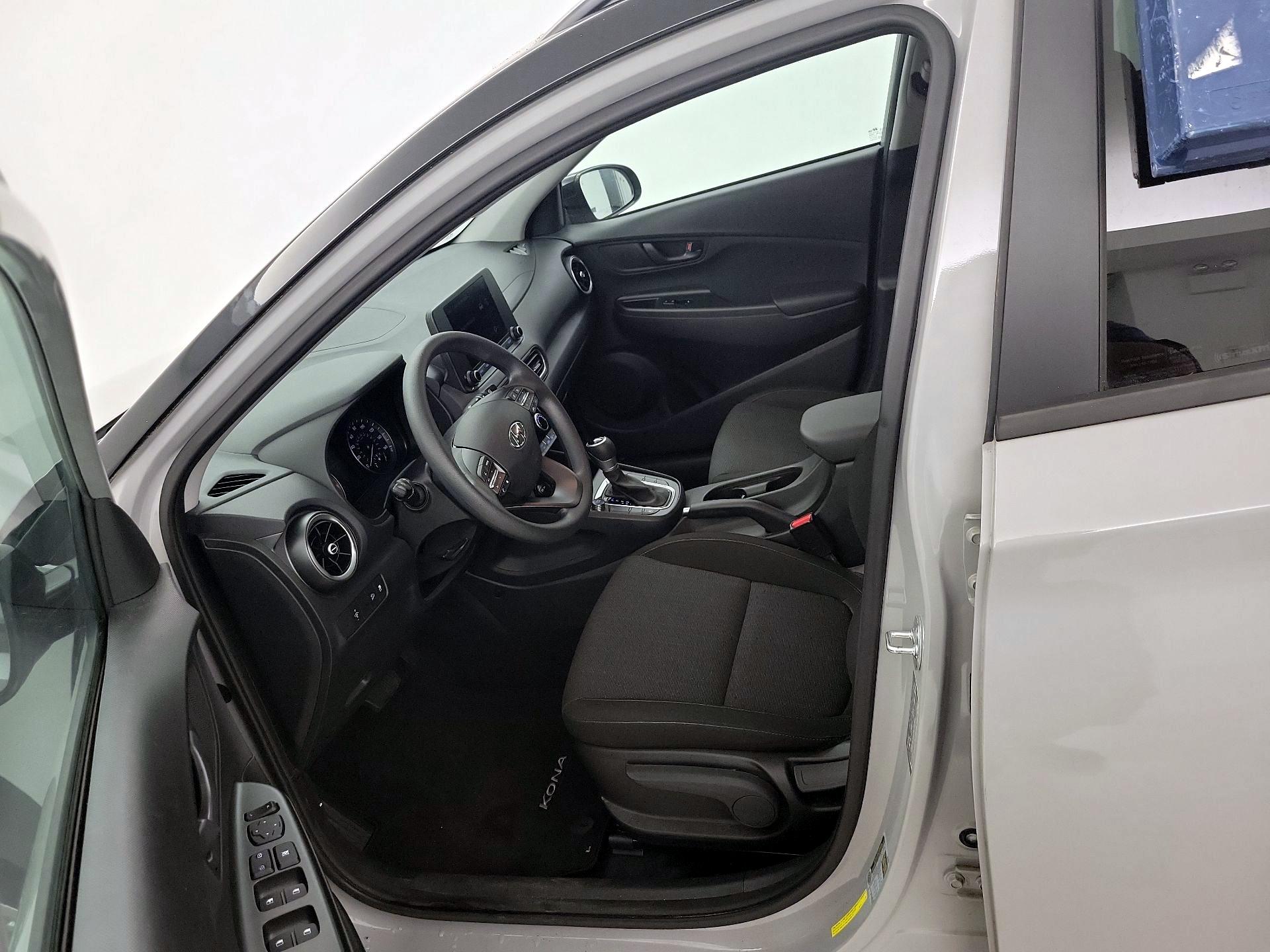 Thumbnail: 2022 Hyundai Kona - 11