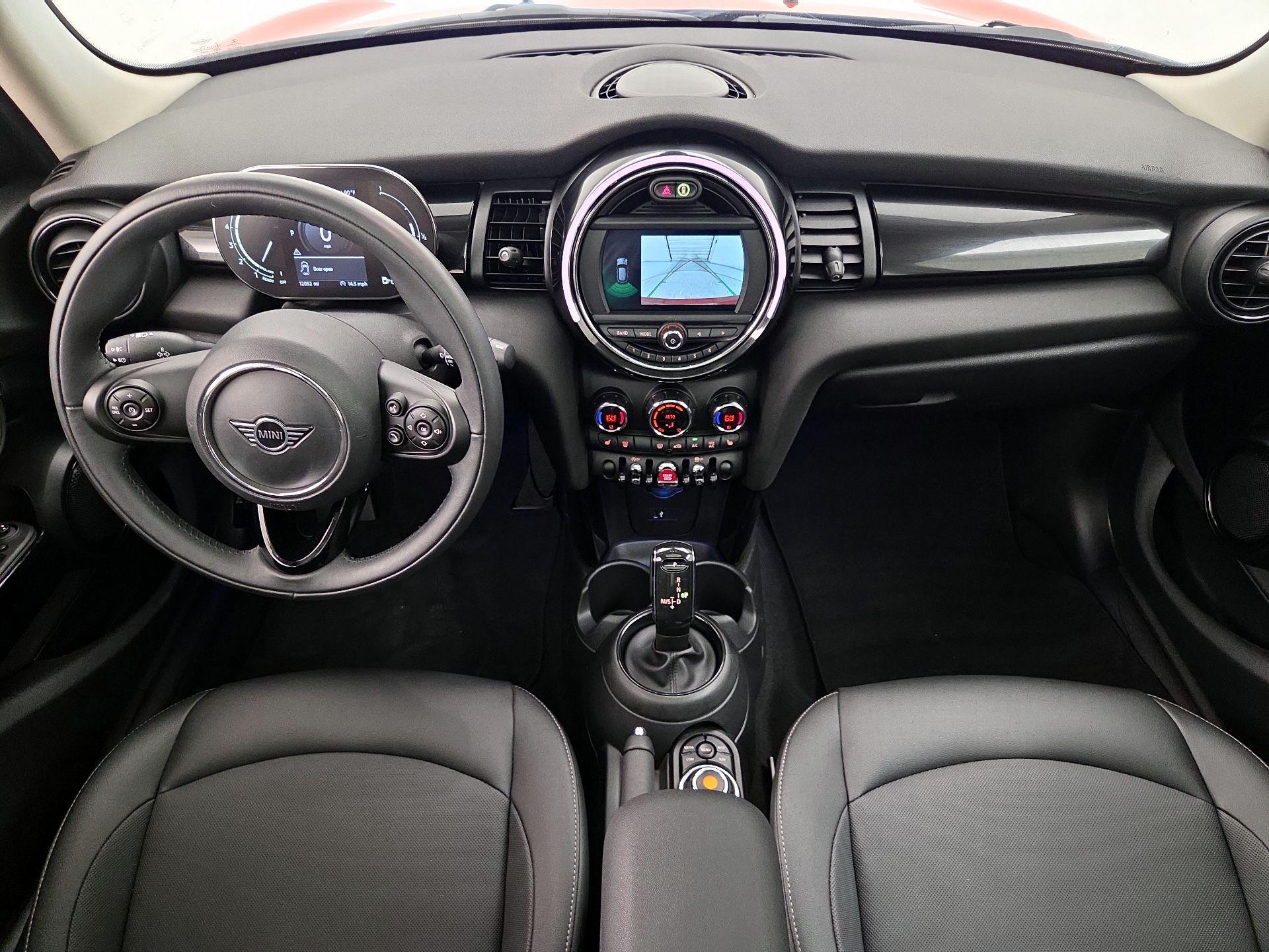 Thumbnail: 2021 MINI Cooper Hardtop - 9