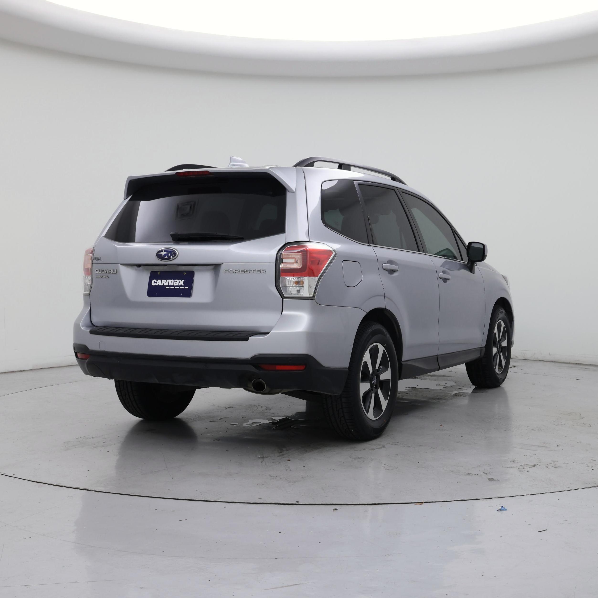 Thumbnail: 2018 Subaru Forester - 8