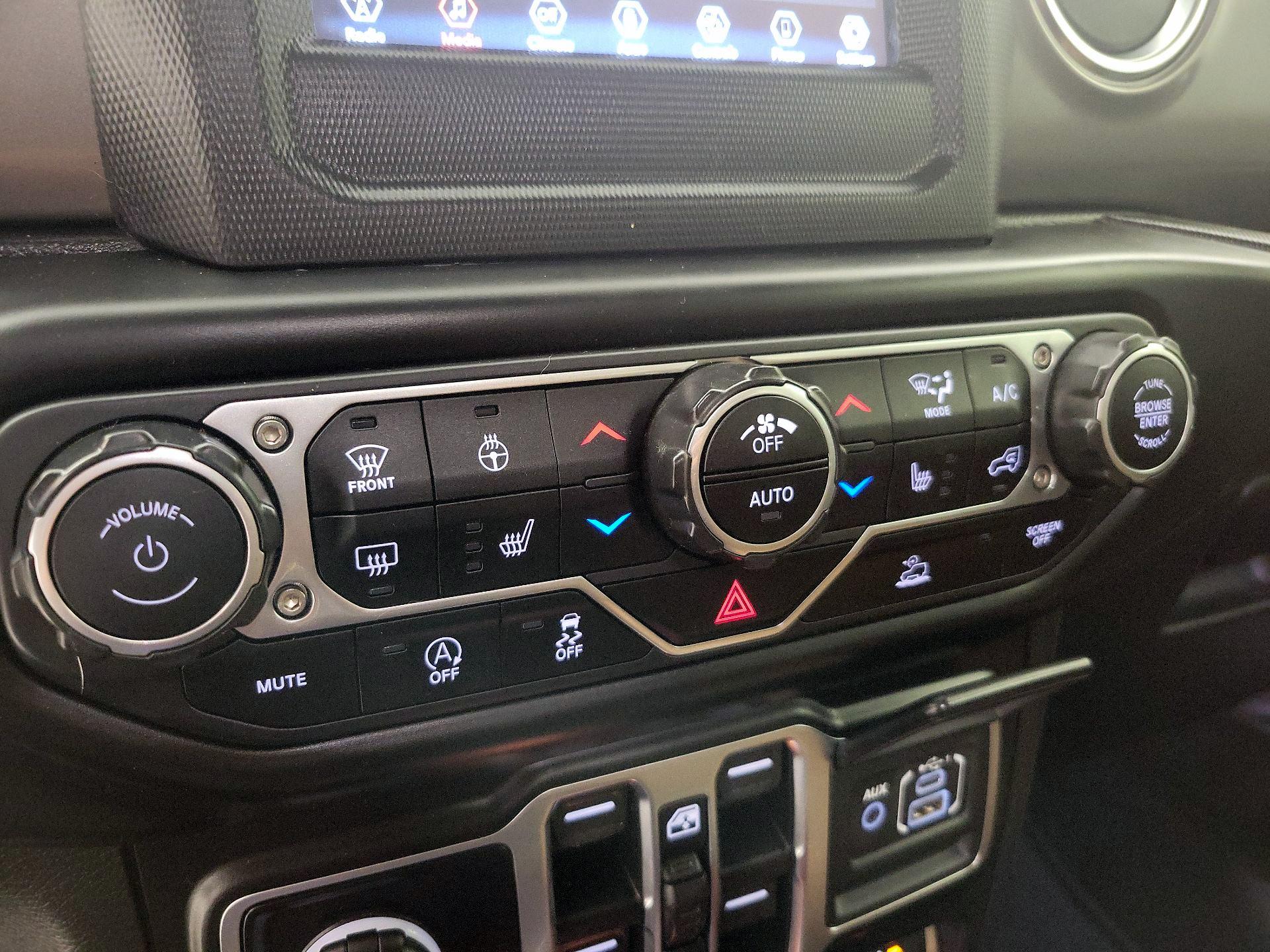 Thumbnail: 2021 Jeep Wrangler - 16