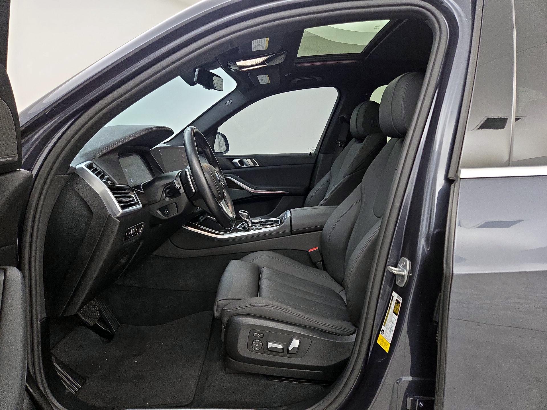 Thumbnail: 2020 BMW X5 - 11