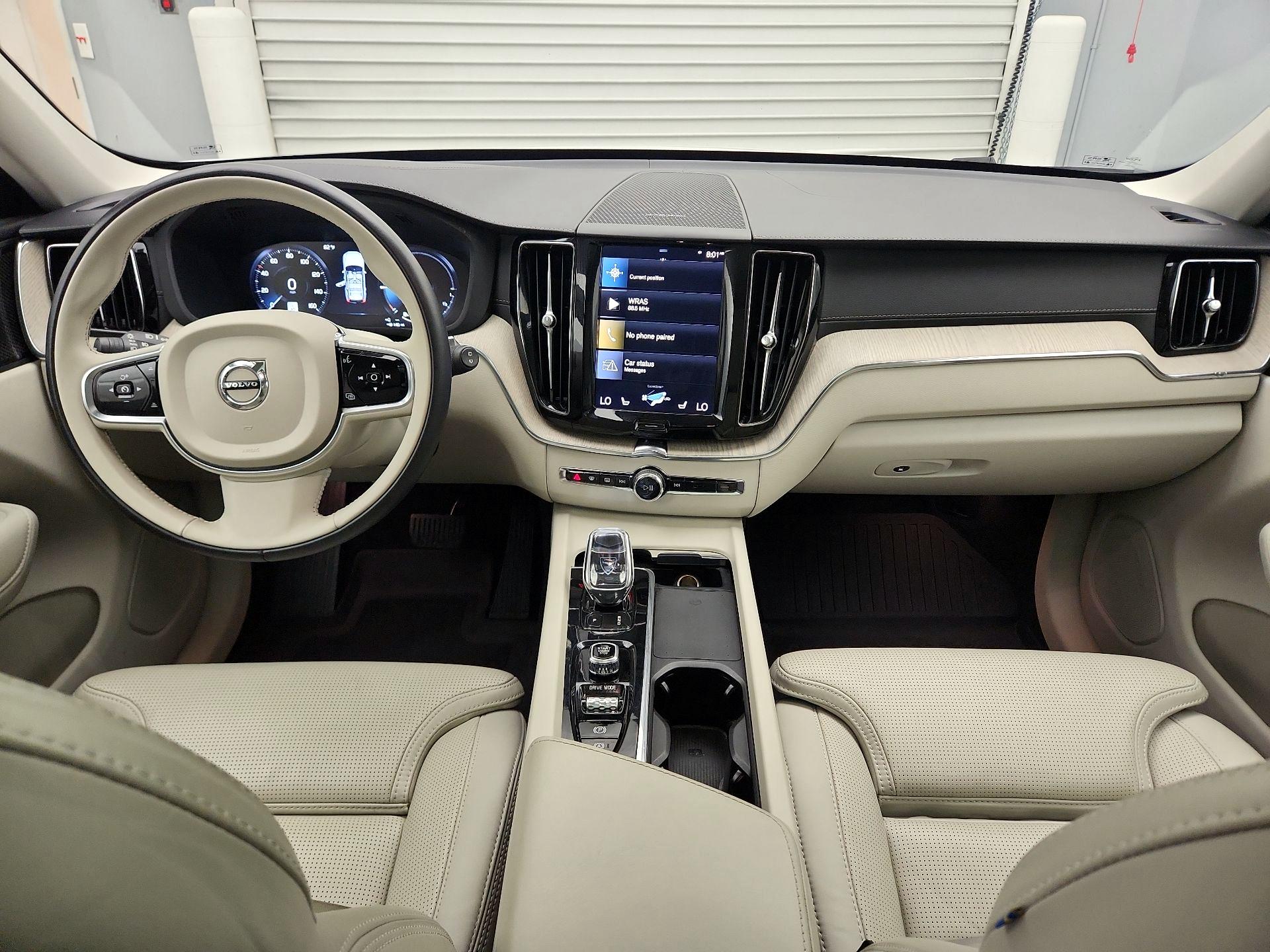 Thumbnail: 2021 Volvo XC60 - 9