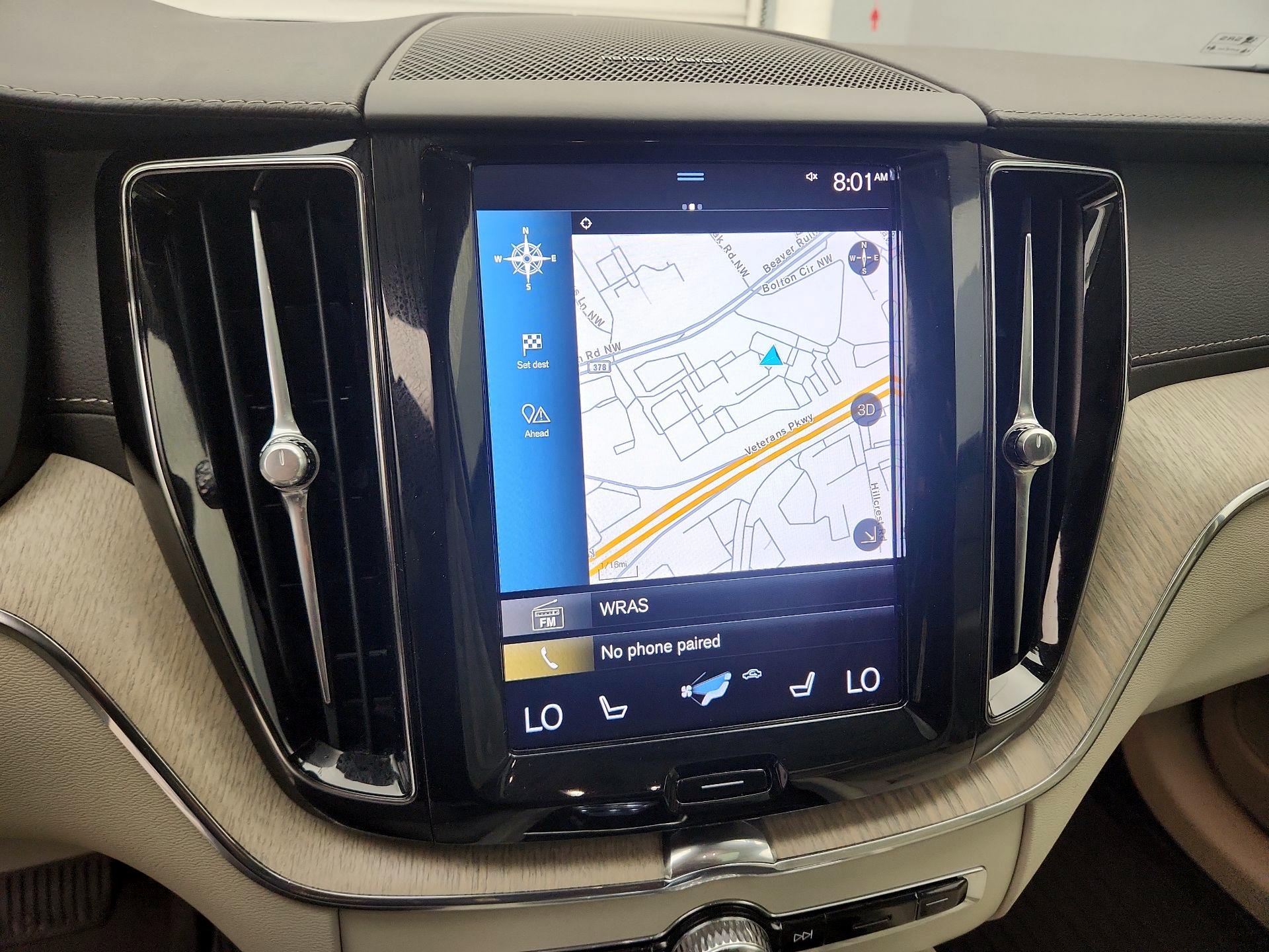 Thumbnail: 2021 Volvo XC60 - 14