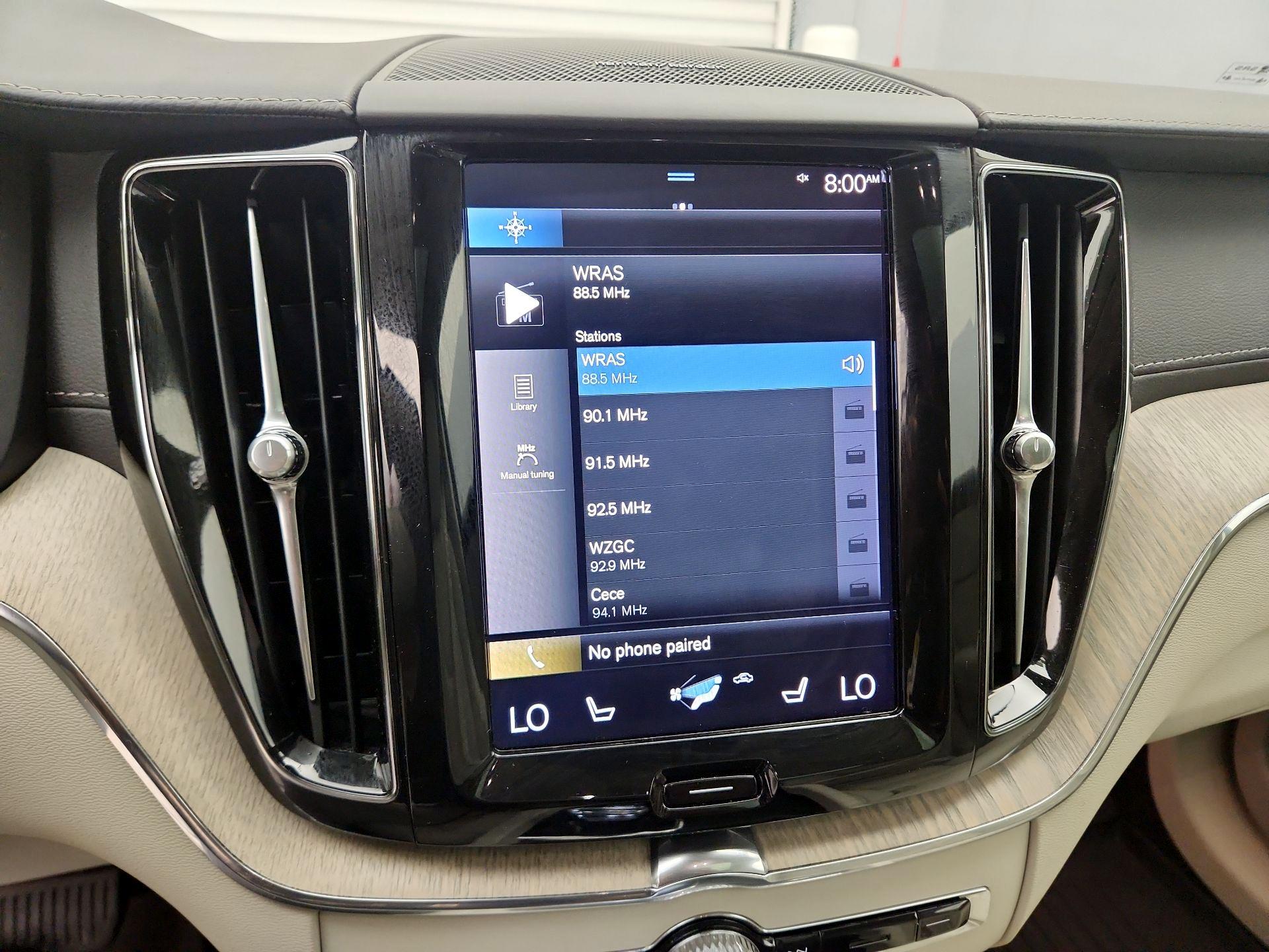 Thumbnail: 2021 Volvo XC60 - 16