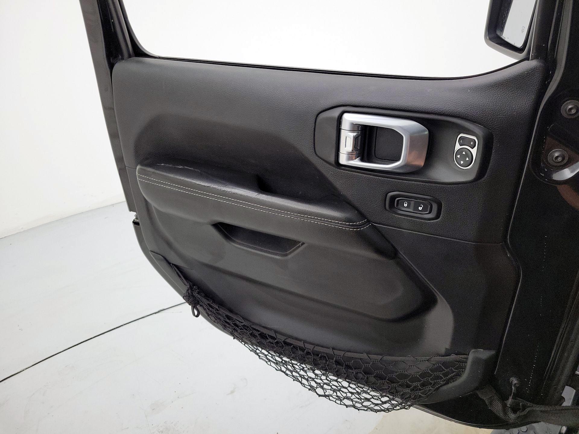 Thumbnail: 2021 Jeep Wrangler - 12