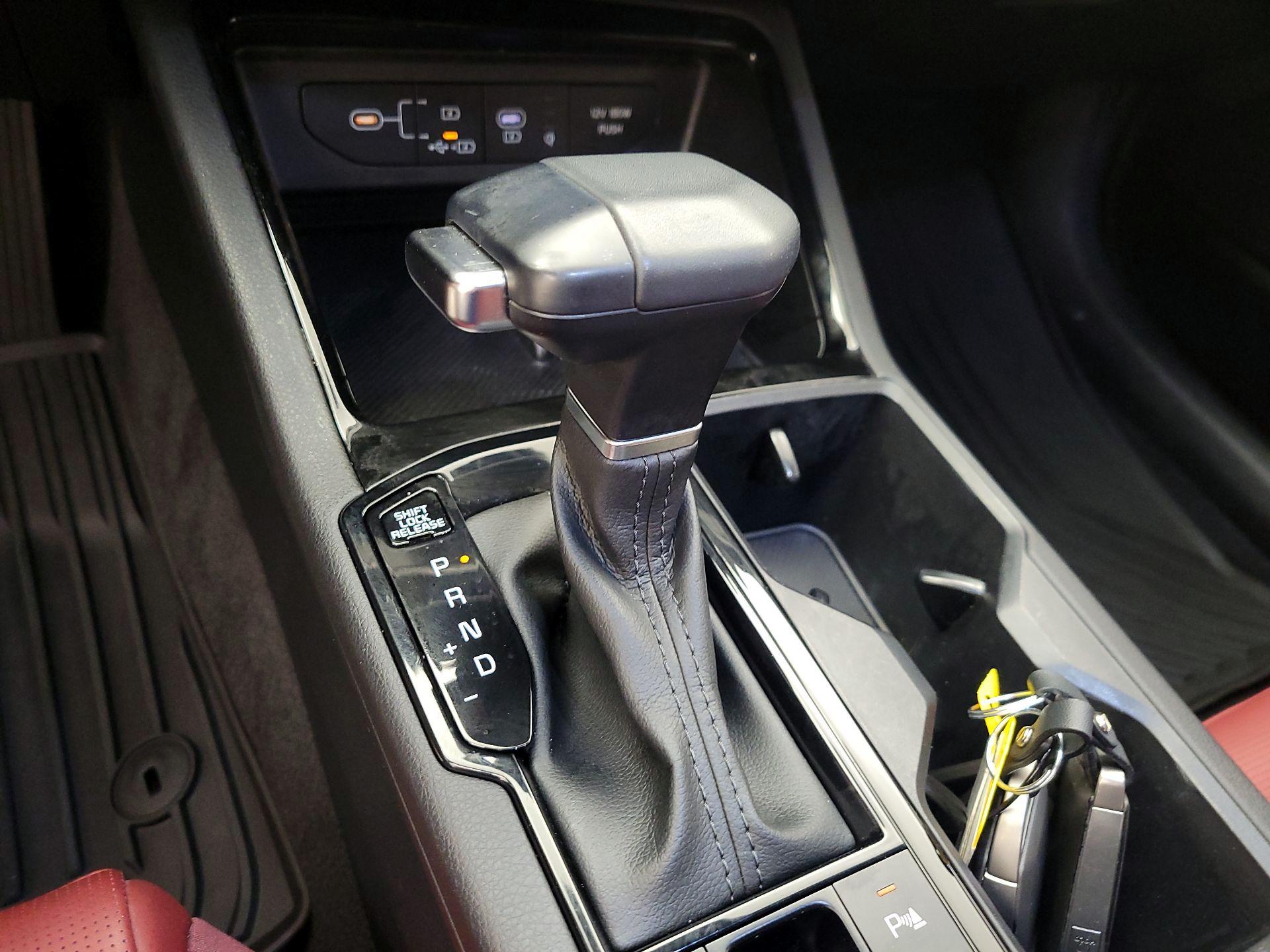 Thumbnail: 2025 Kia K5 - 17
