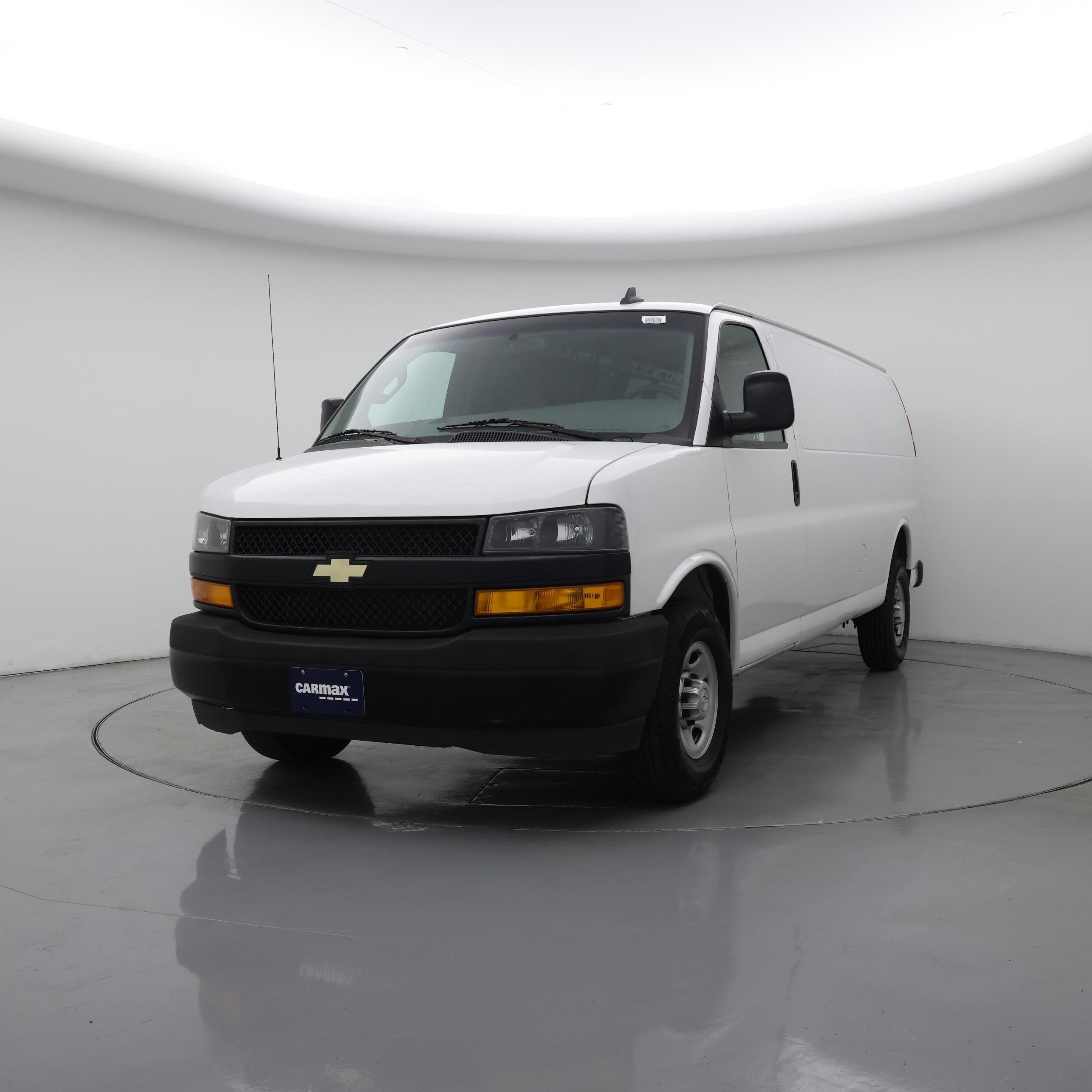 Thumbnail: 2020 Chevrolet Express - 4