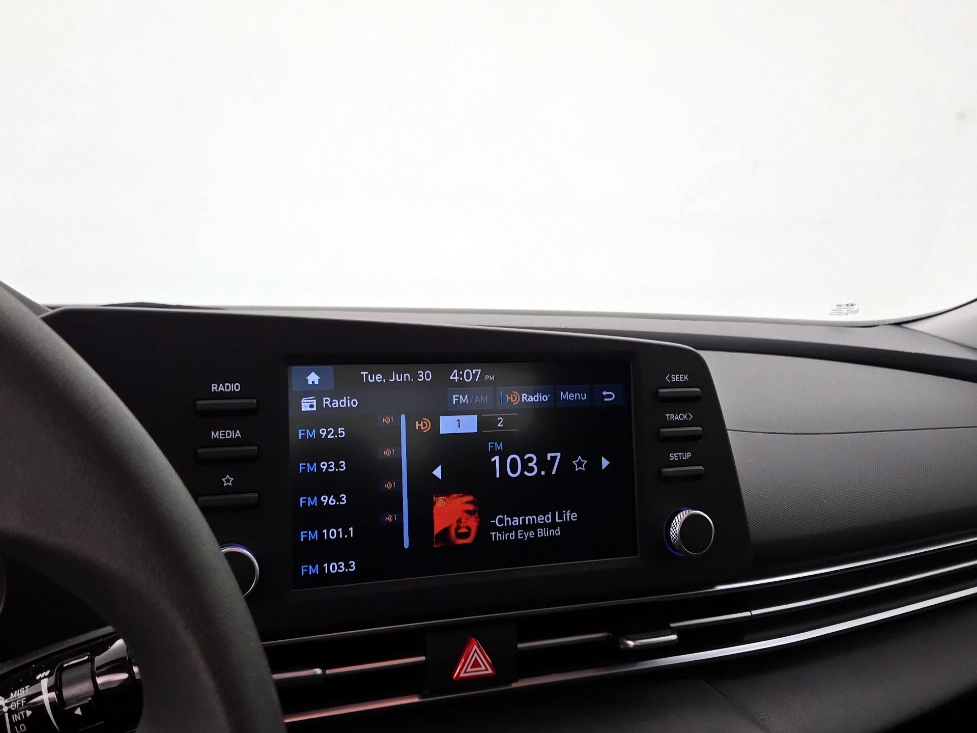 Thumbnail: 2025 Hyundai Elantra - 15
