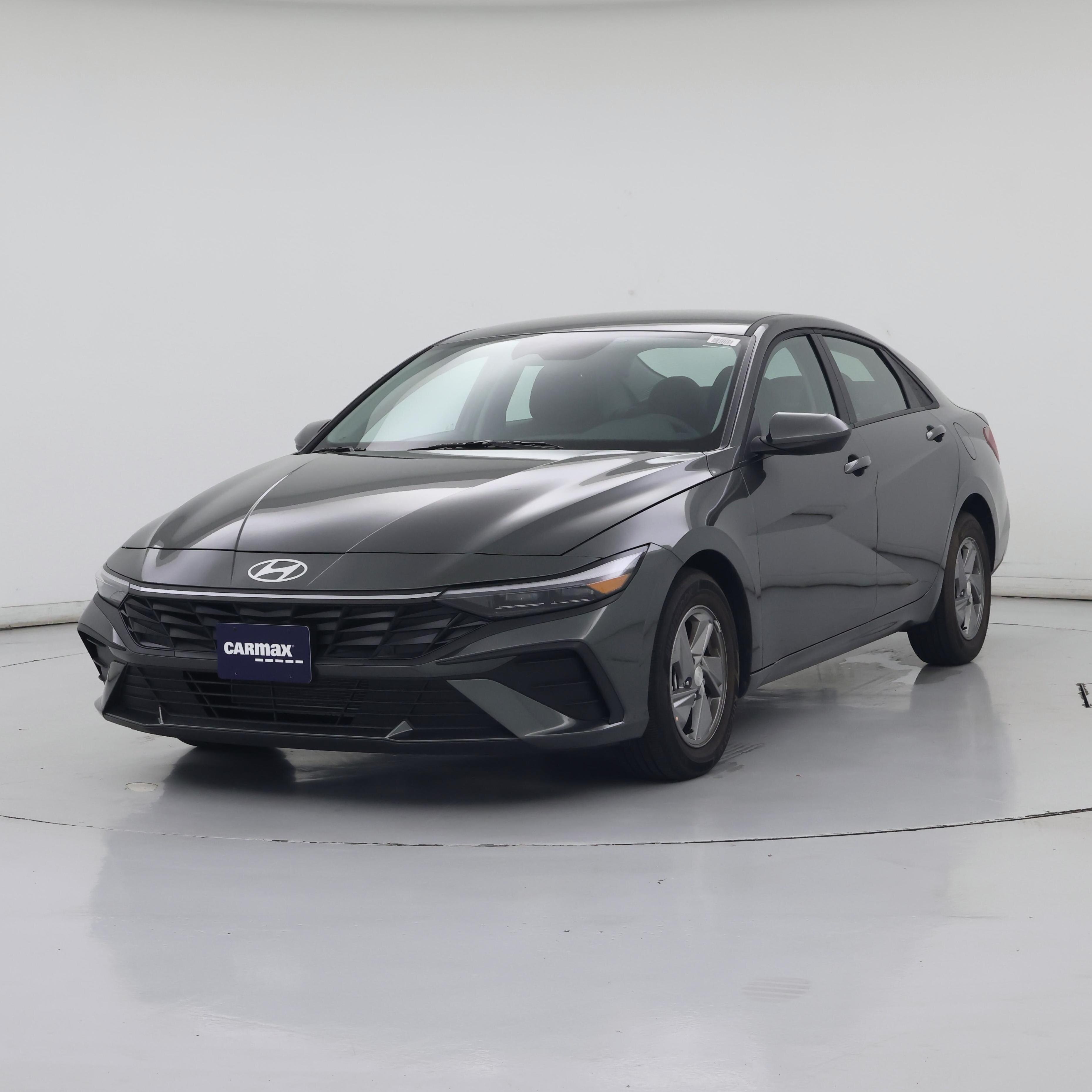 Thumbnail: 2025 Hyundai Elantra - 4