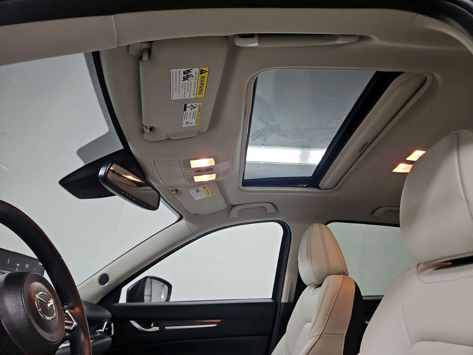 Sunroof(s) & Overhead Airbags