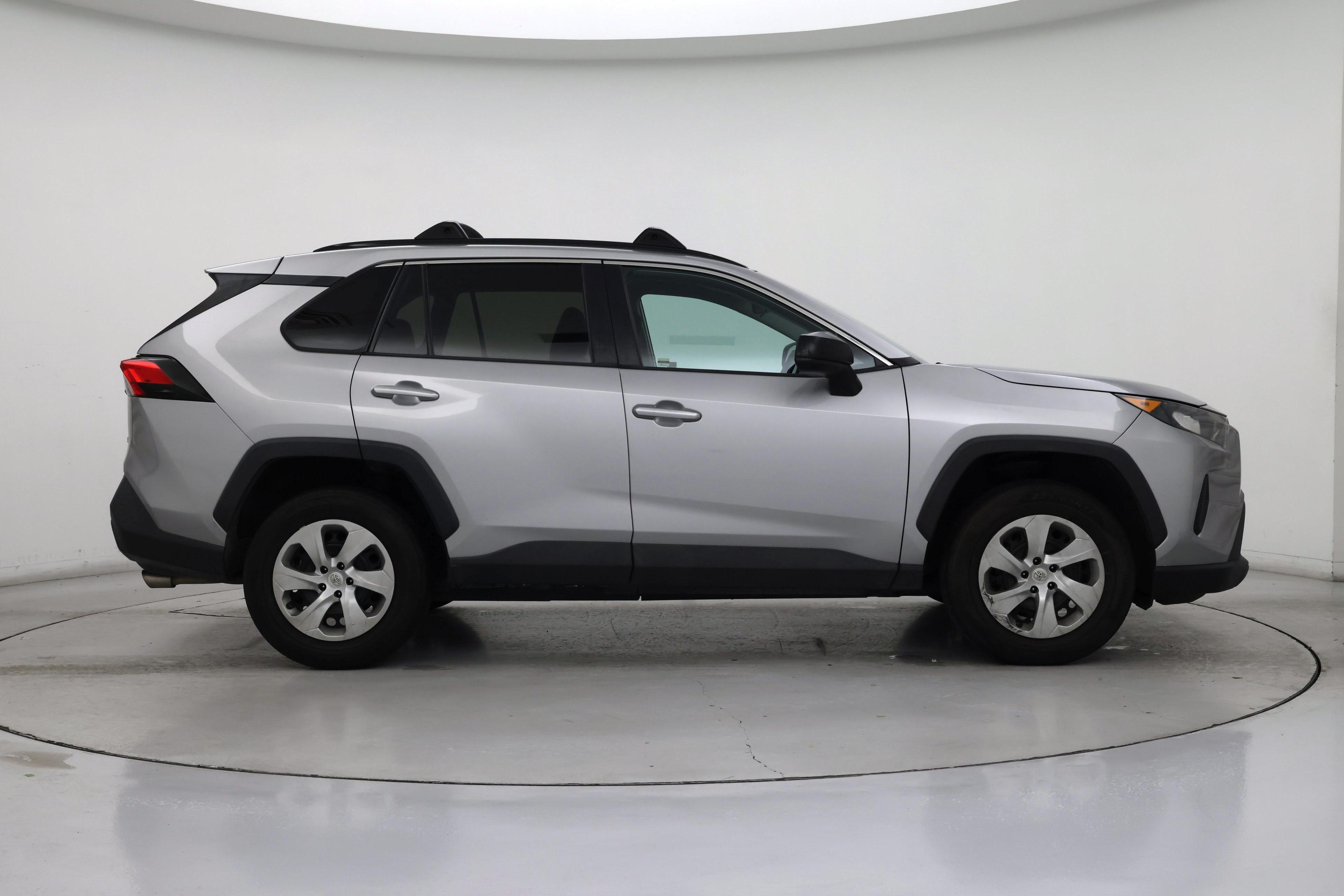 Thumbnail: 2019 Toyota RAV4 - 7