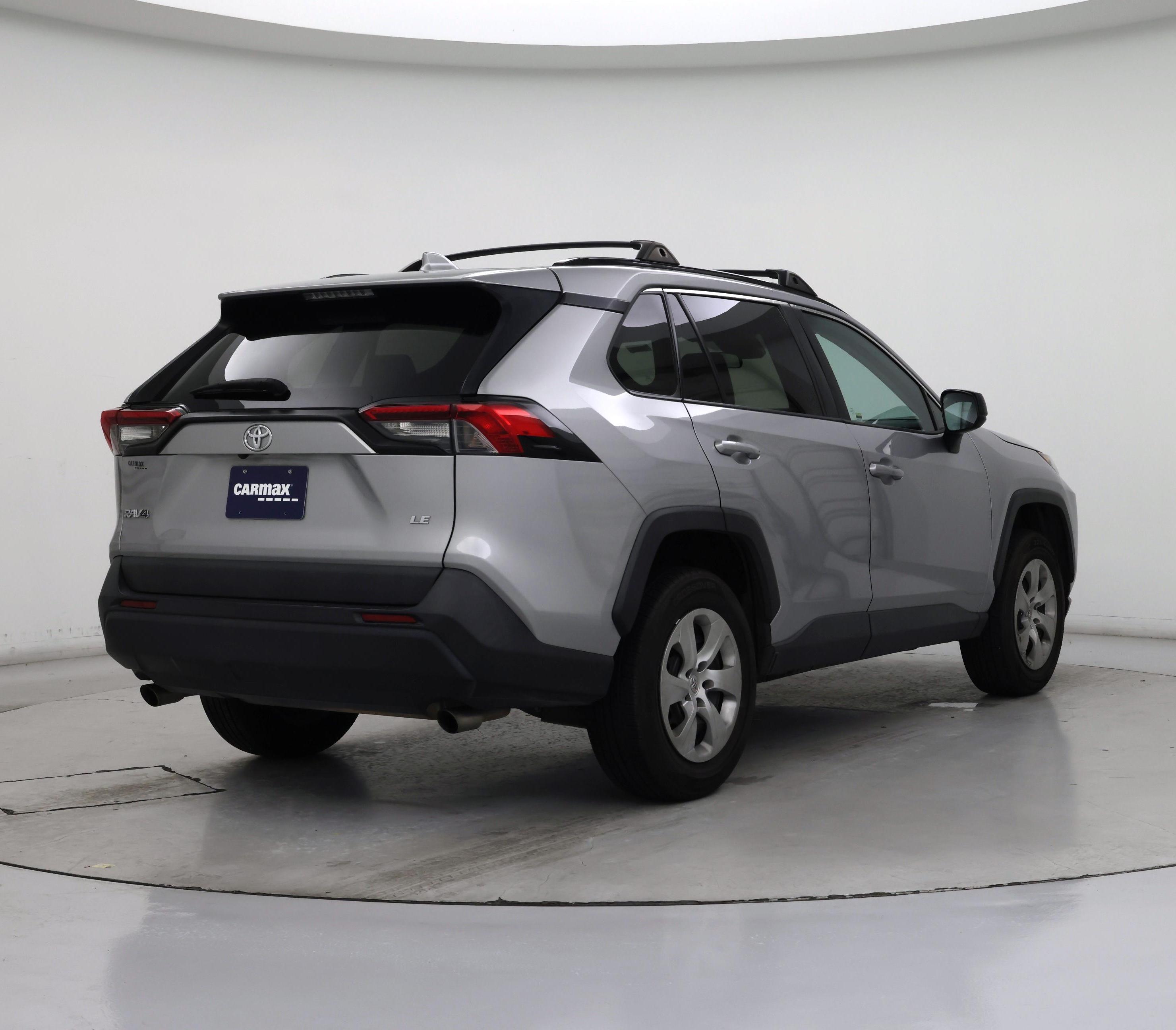 Thumbnail: 2019 Toyota RAV4 - 8