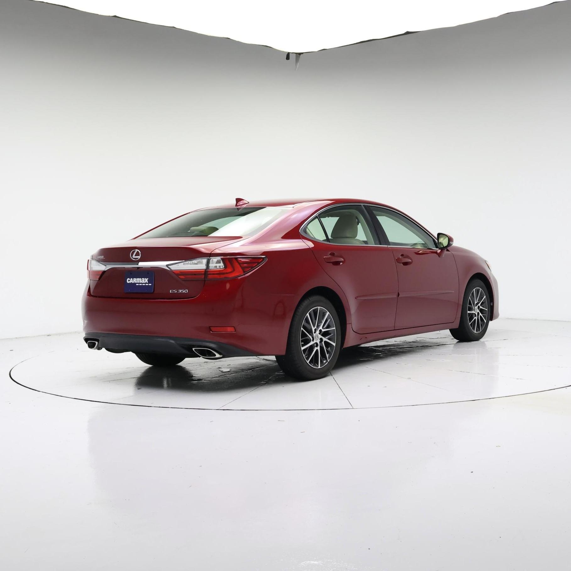 Thumbnail: 2016 Lexus ES - 8