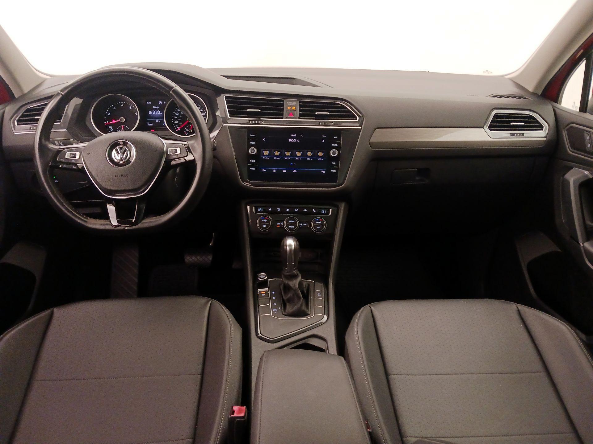 Thumbnail: 2019 Volkswagen Tiguan - 9