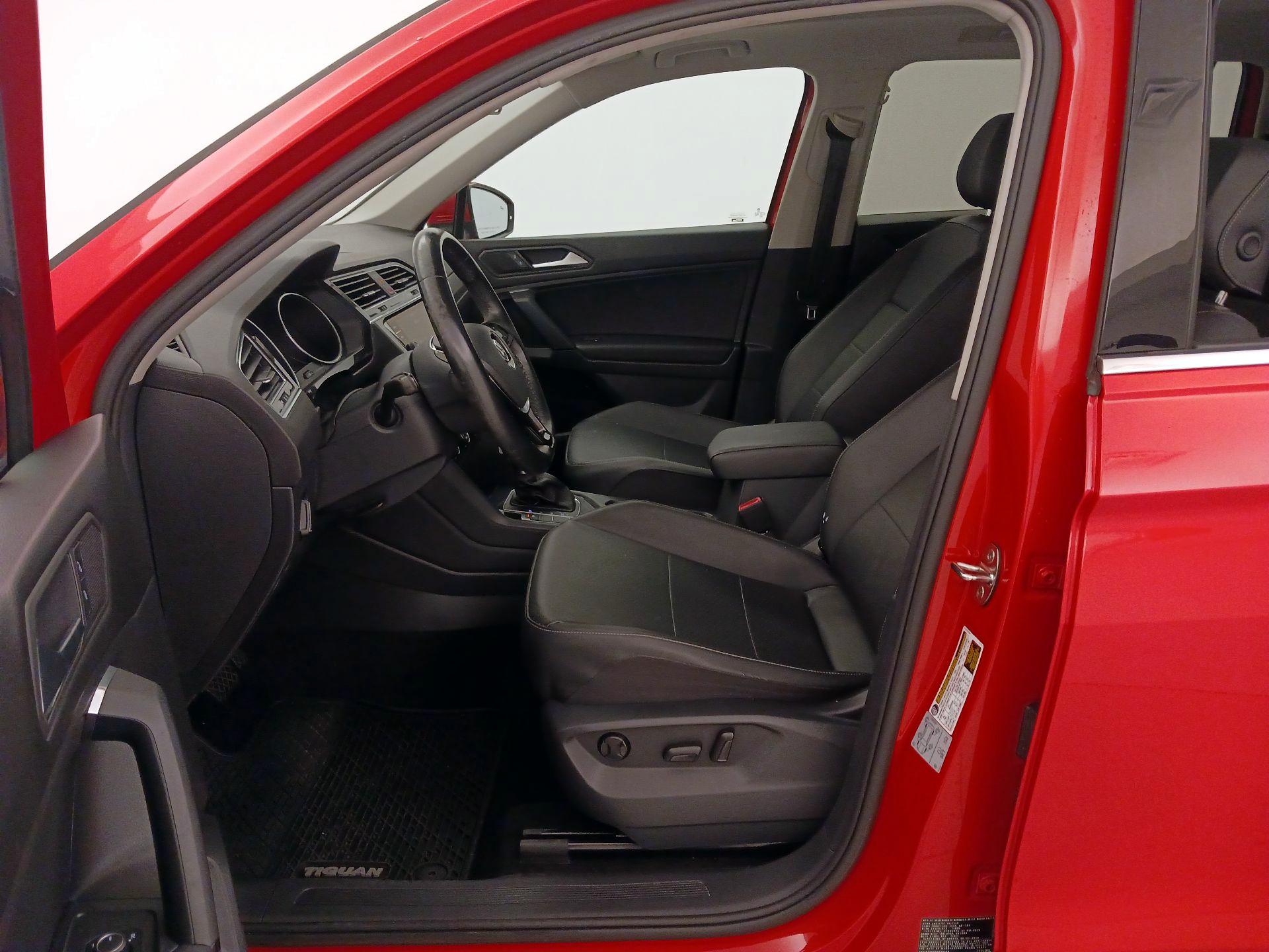Thumbnail: 2019 Volkswagen Tiguan - 11