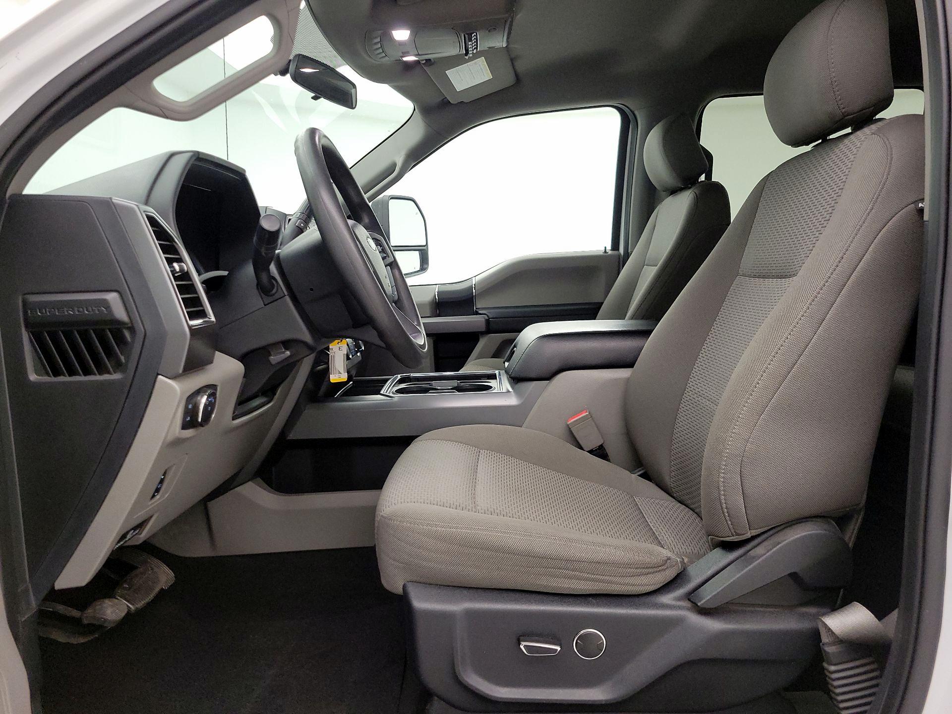 Thumbnail: 2019 Ford F-250 - 11