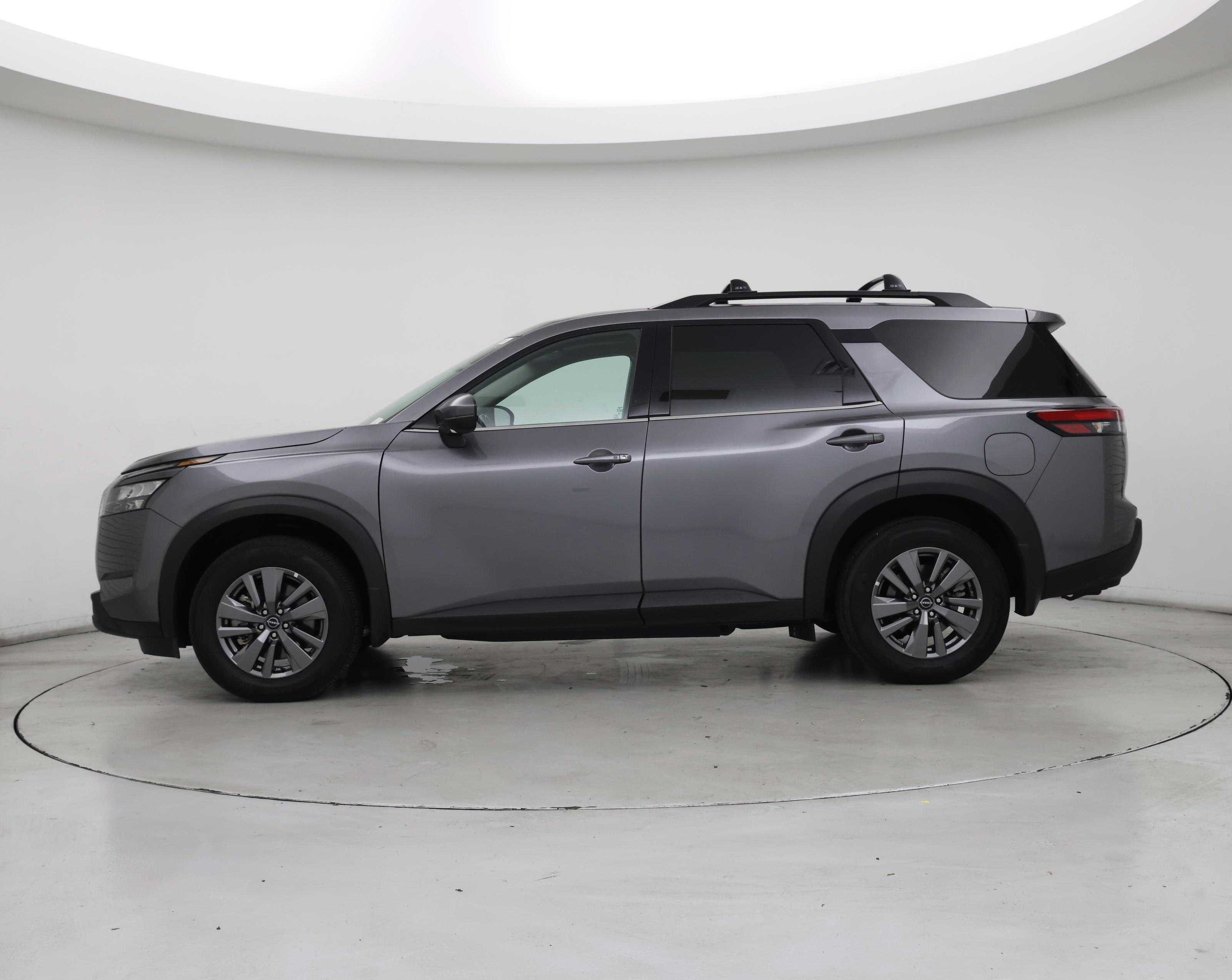 Thumbnail: 2024 Nissan Pathfinder - 3
