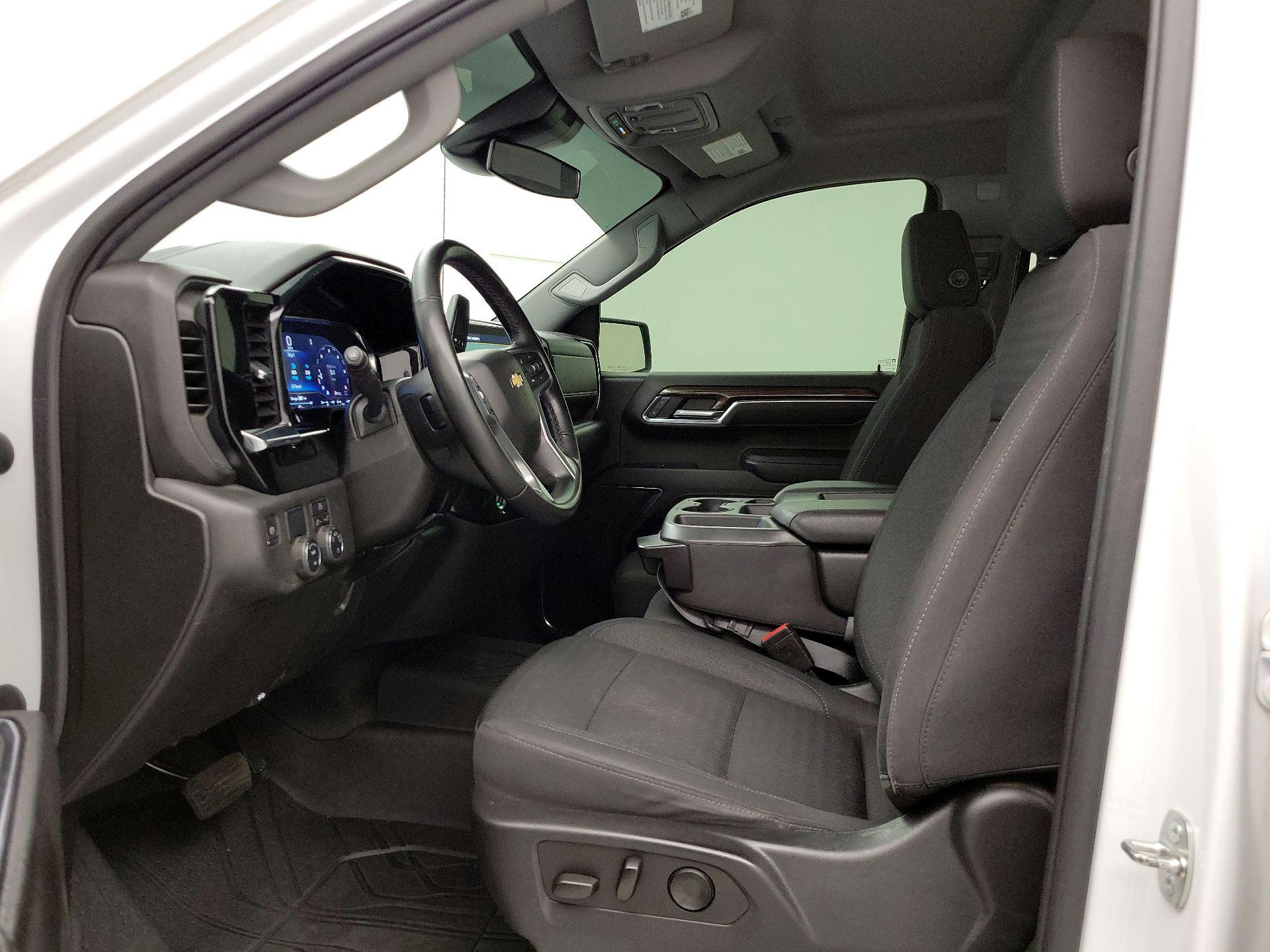 Thumbnail: 2023 Chevrolet Silverado 1500 - 11