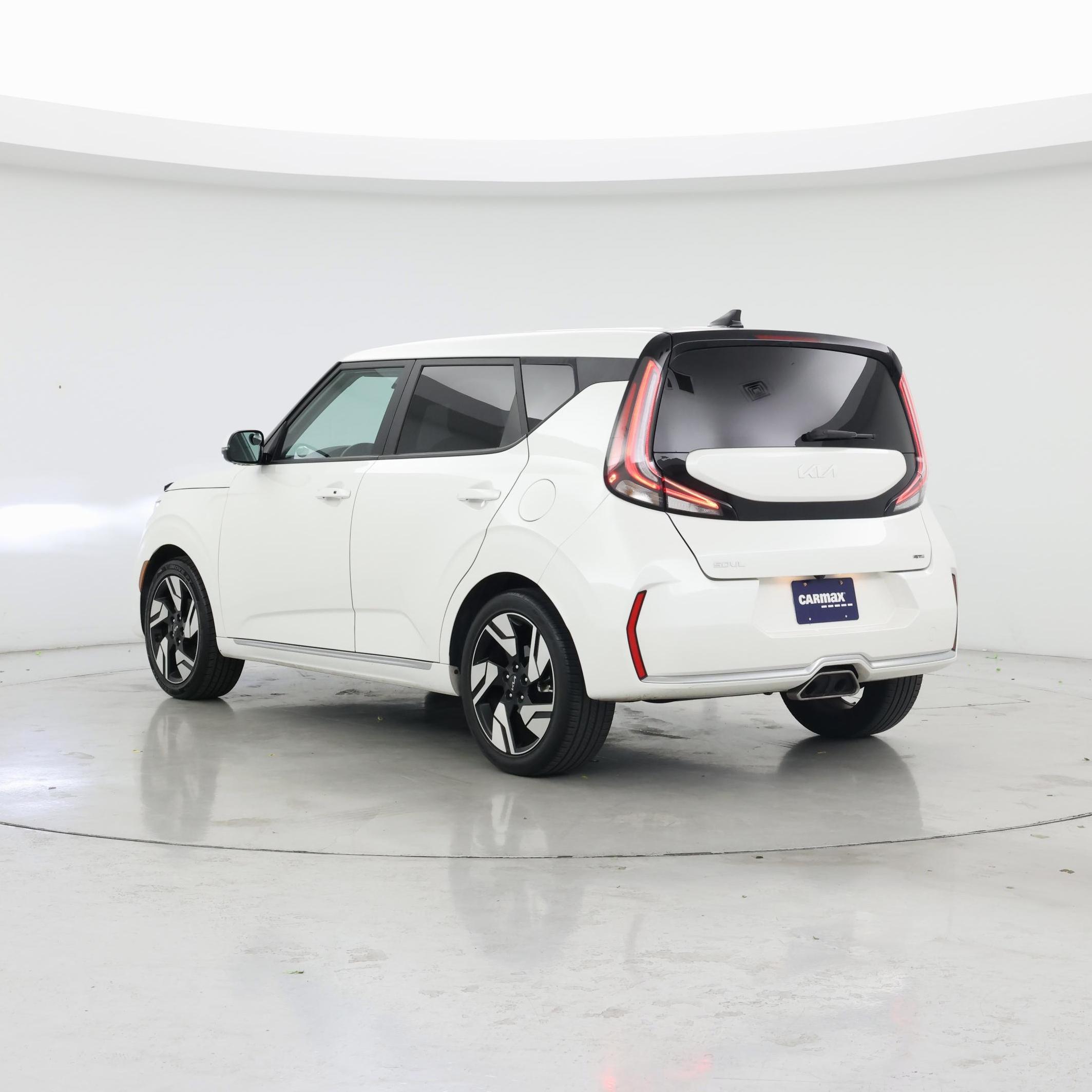 Thumbnail: 2023 Kia Soul - 2