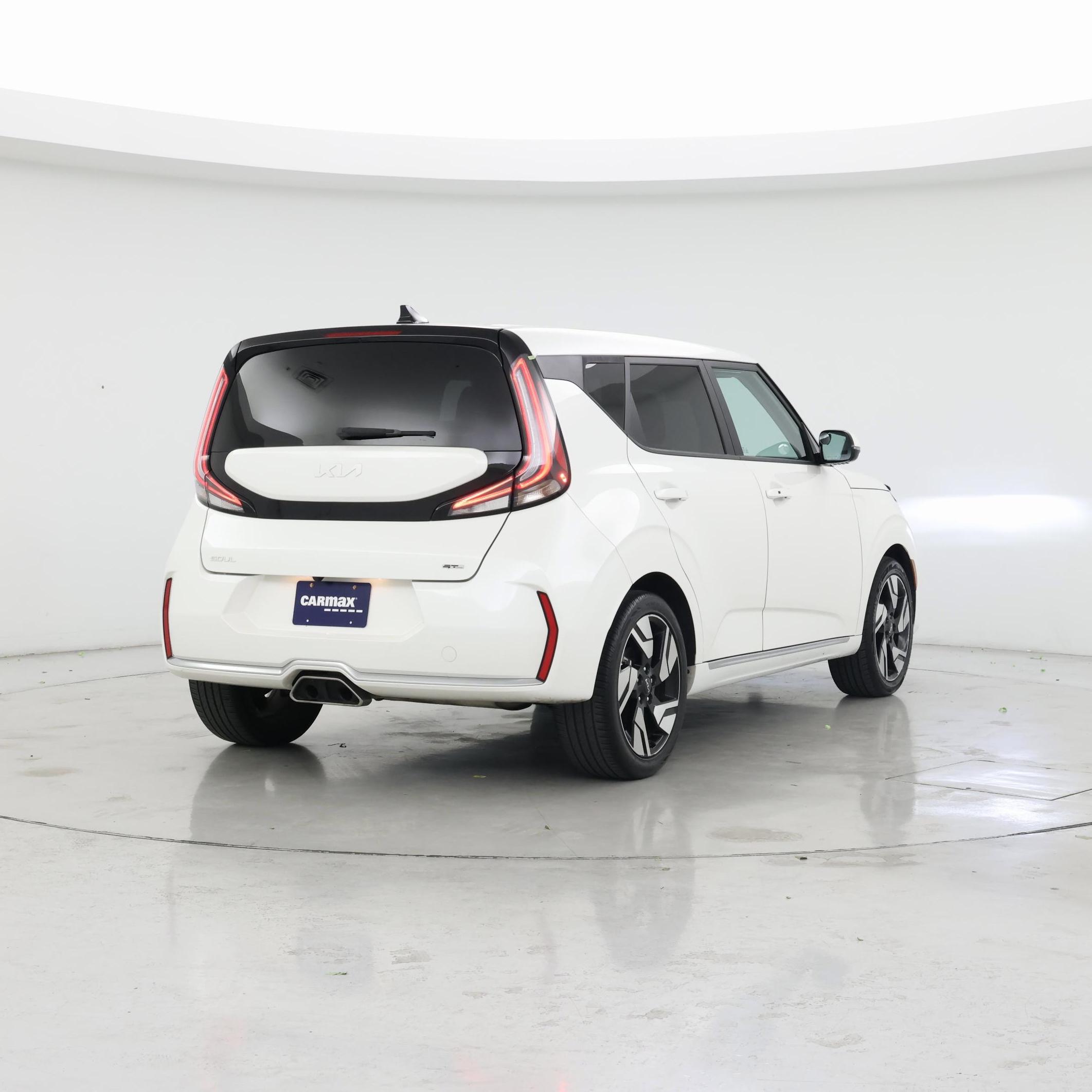 Thumbnail: 2023 Kia Soul - 8