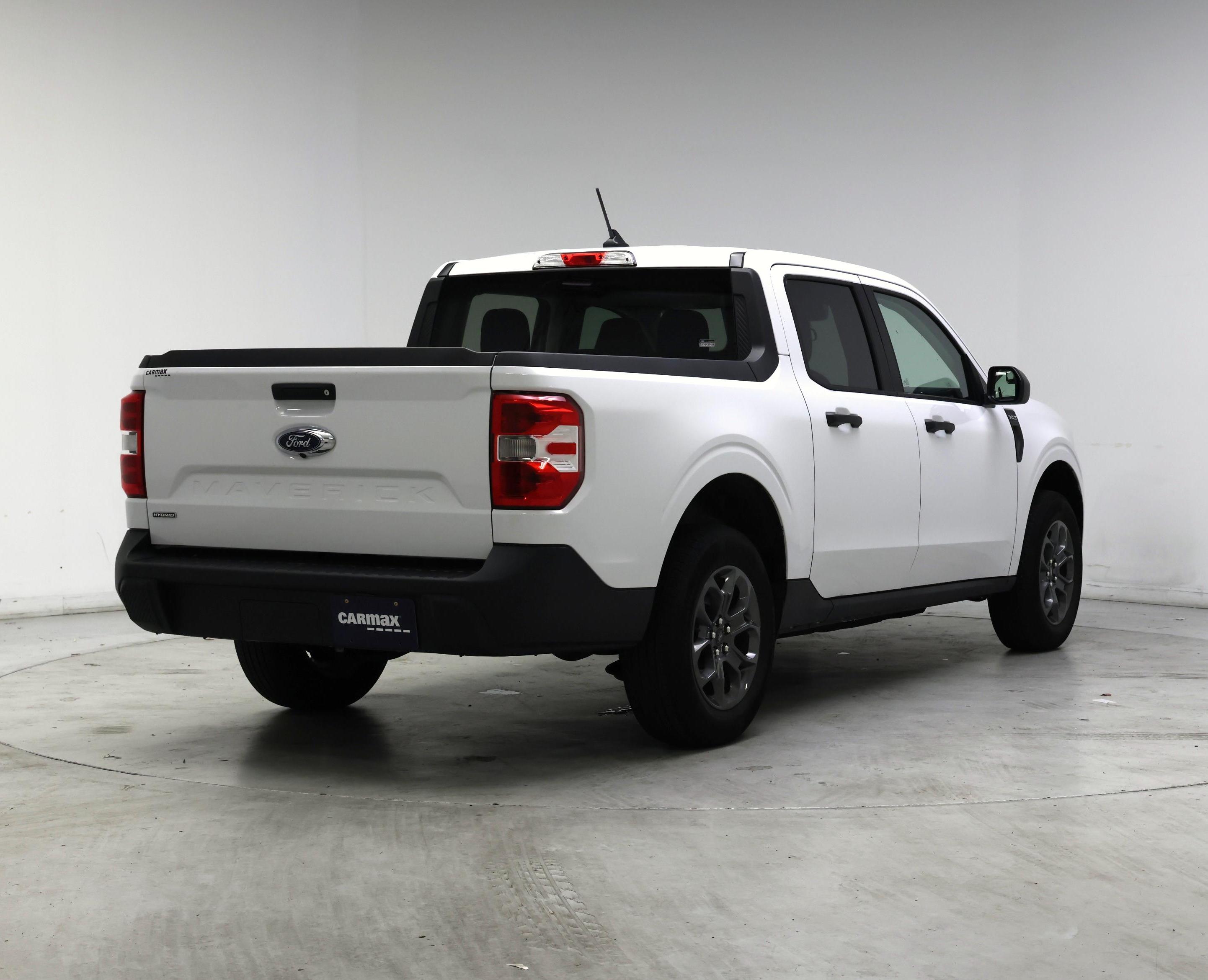 Thumbnail: 2022 Ford Maverick - 8