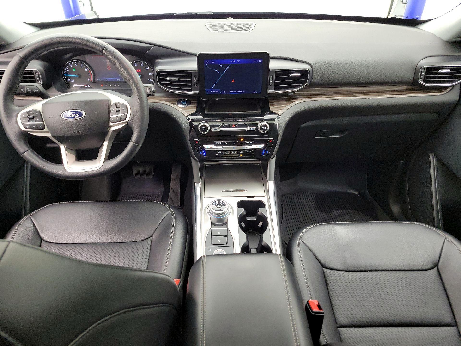 Thumbnail: 2023 Ford Explorer - 9
