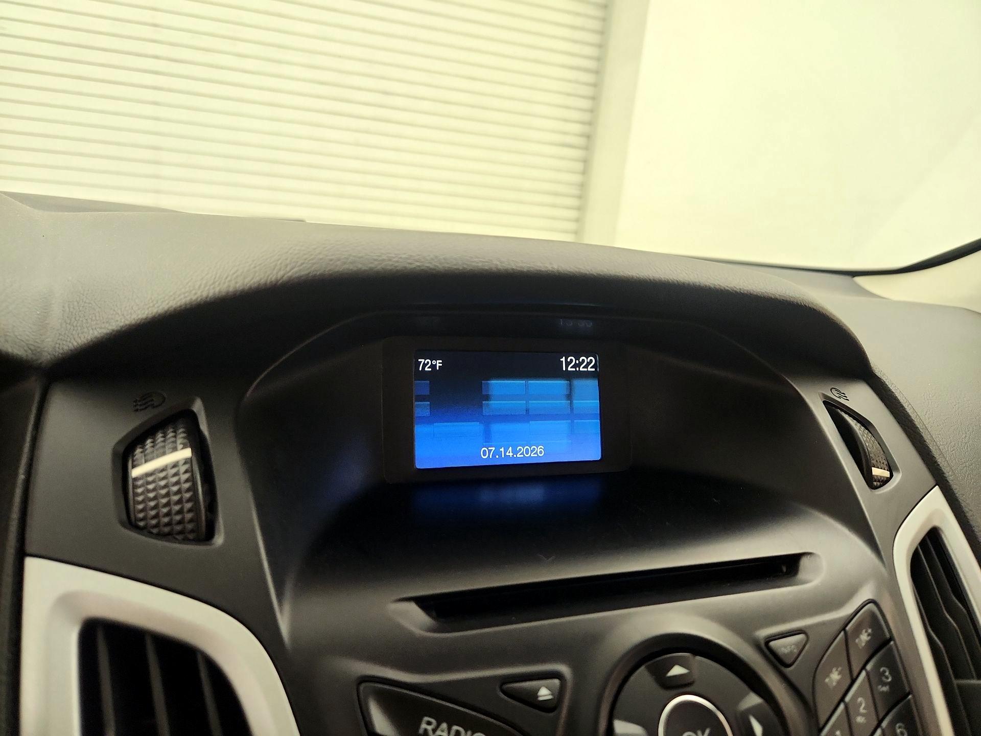 Thumbnail: 2014 Ford Focus - 14