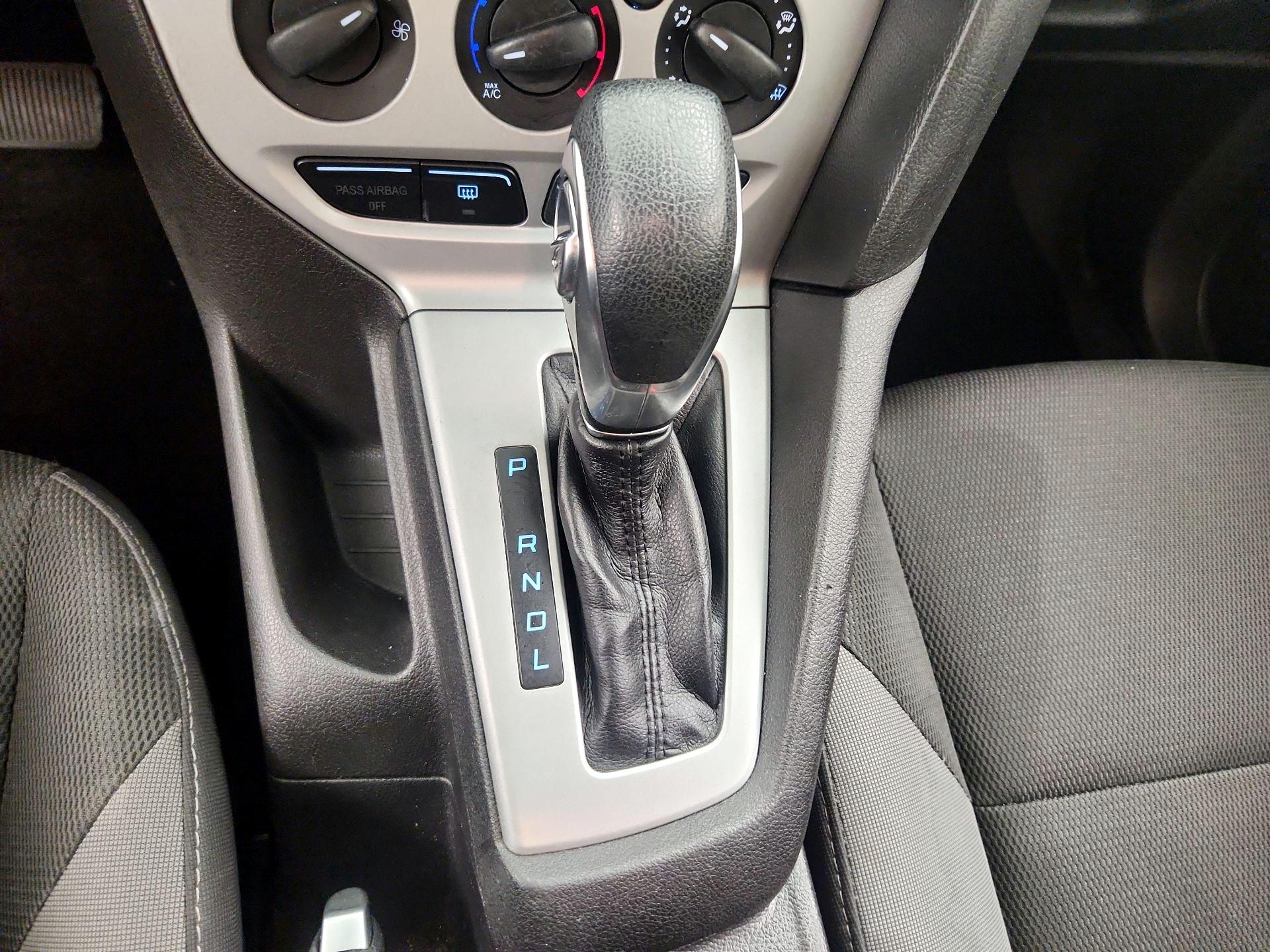 Thumbnail: 2014 Ford Focus - 16