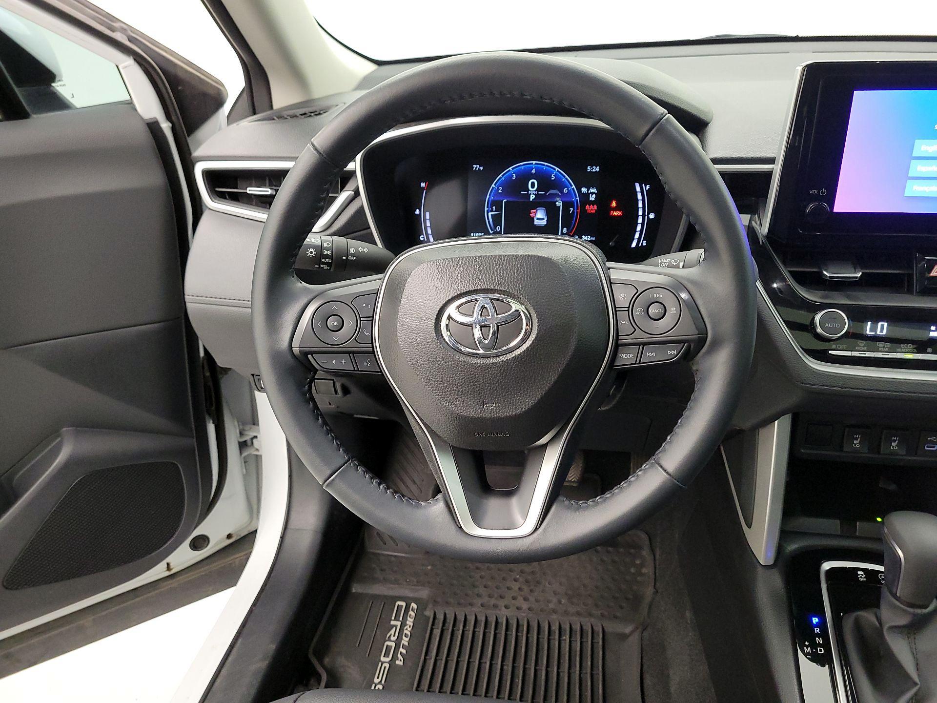 Thumbnail: 2024 Toyota Corolla Cross - 10