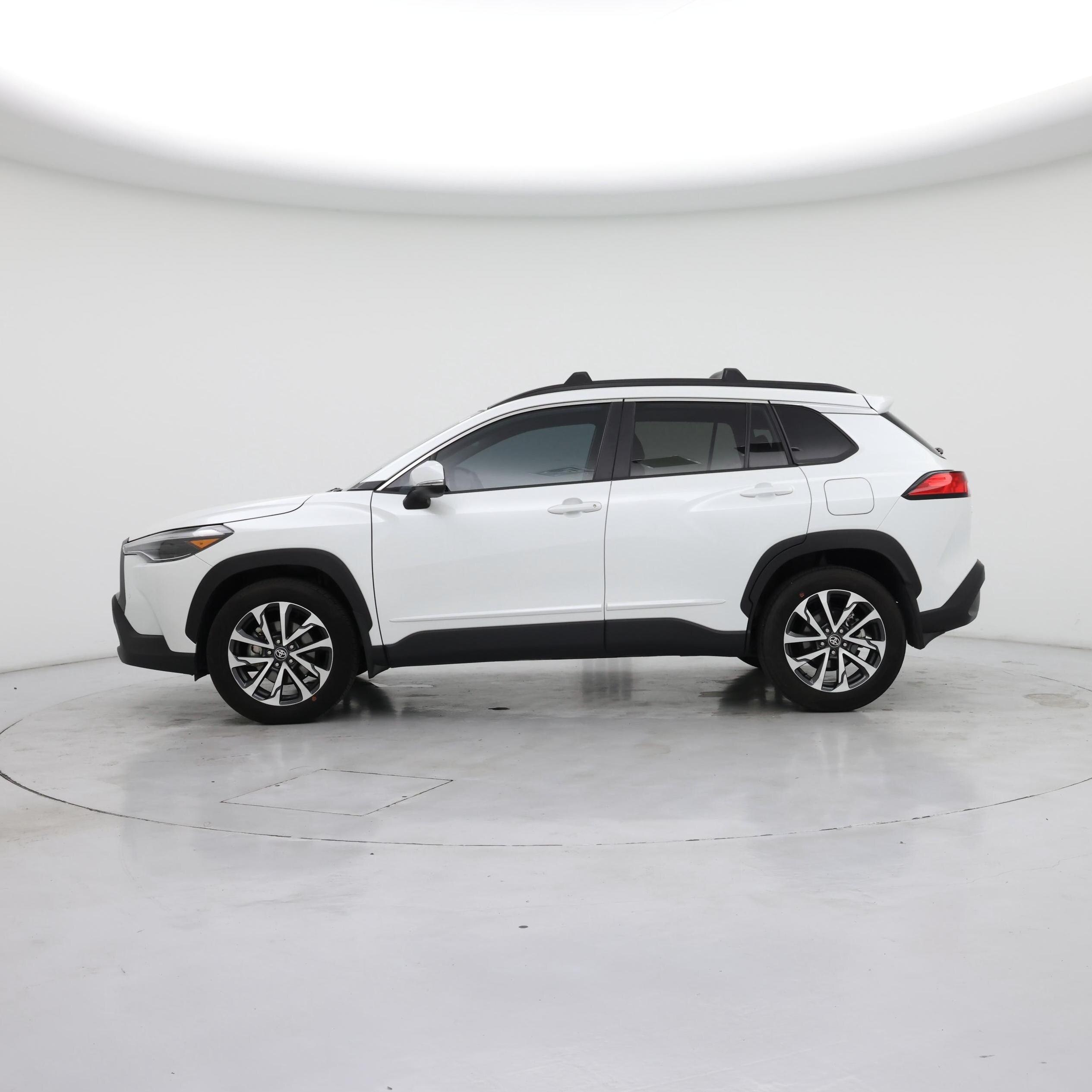 Thumbnail: 2024 Toyota Corolla Cross - 3