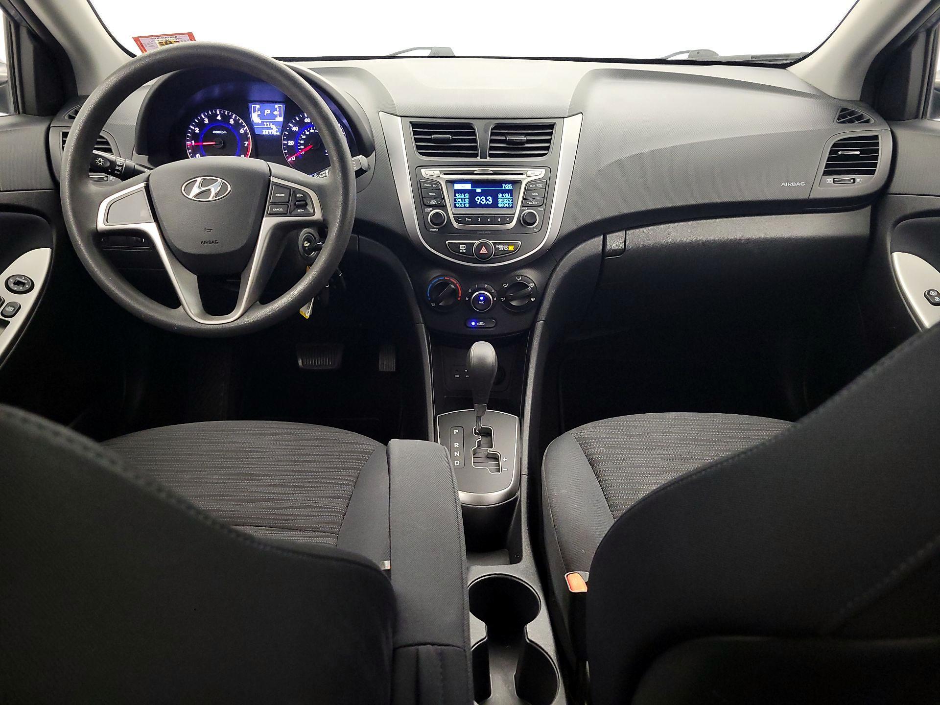 Thumbnail: 2015 Hyundai Accent - 9