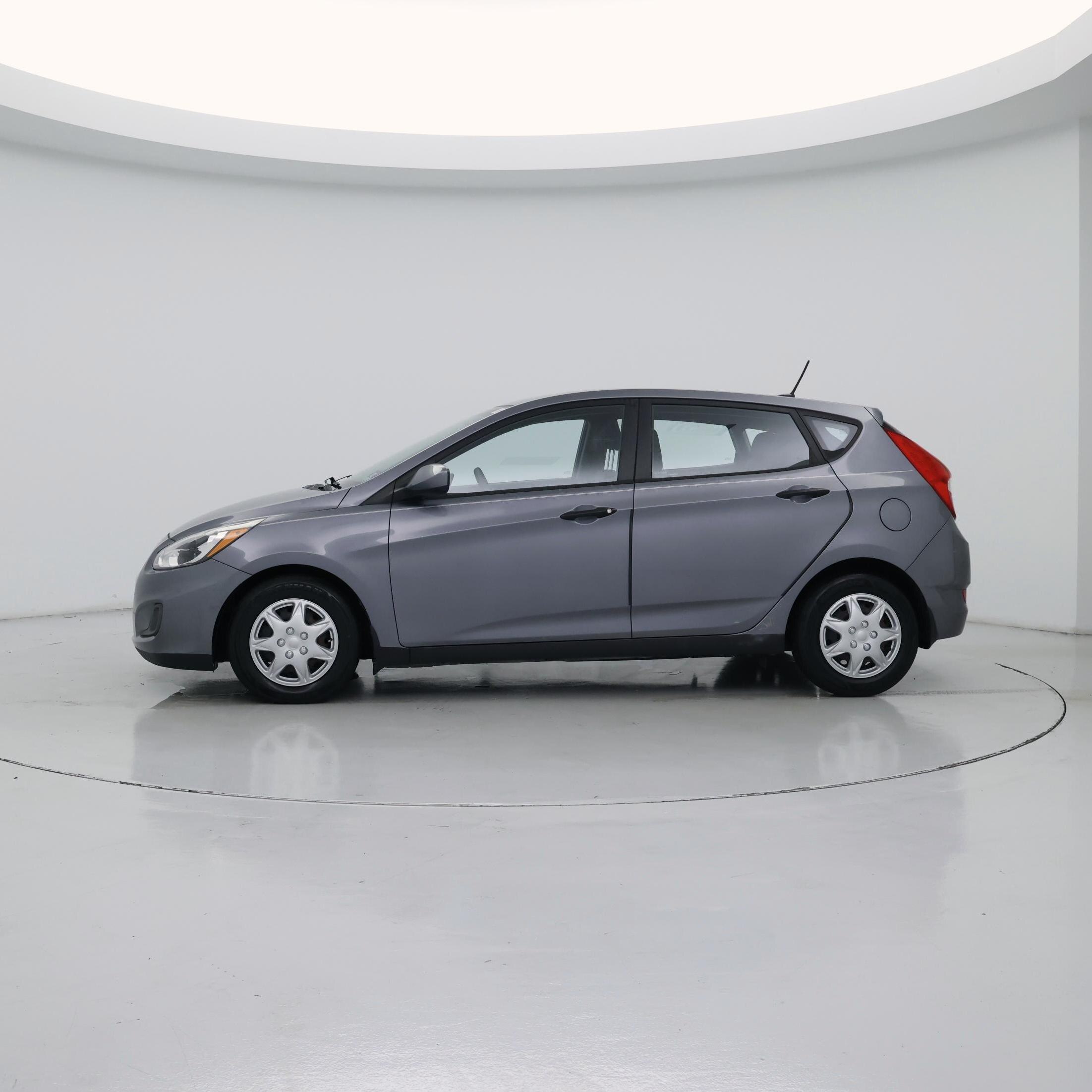 Thumbnail: 2015 Hyundai Accent - 3