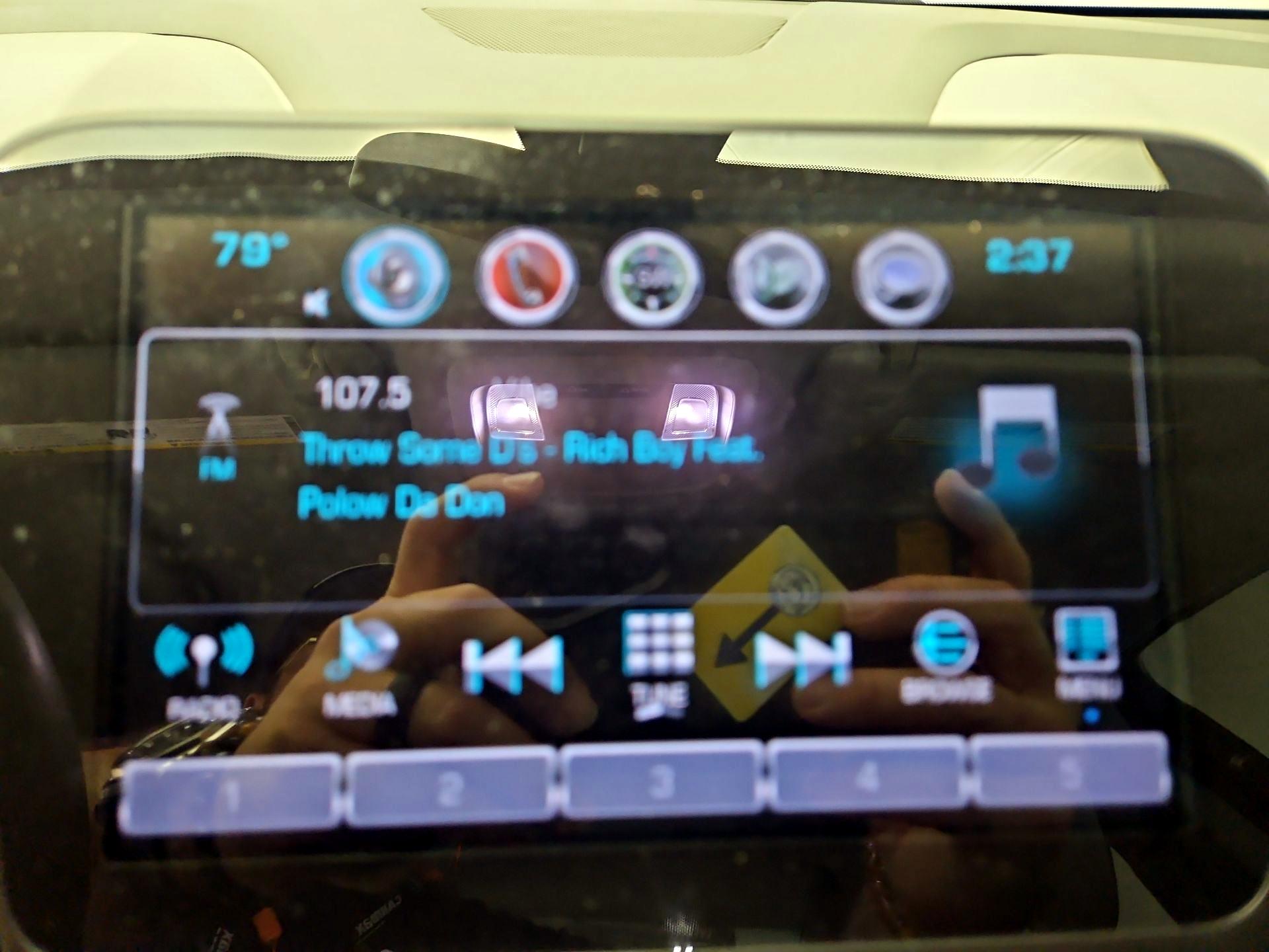 Thumbnail: 2018 Chevrolet Volt - 15