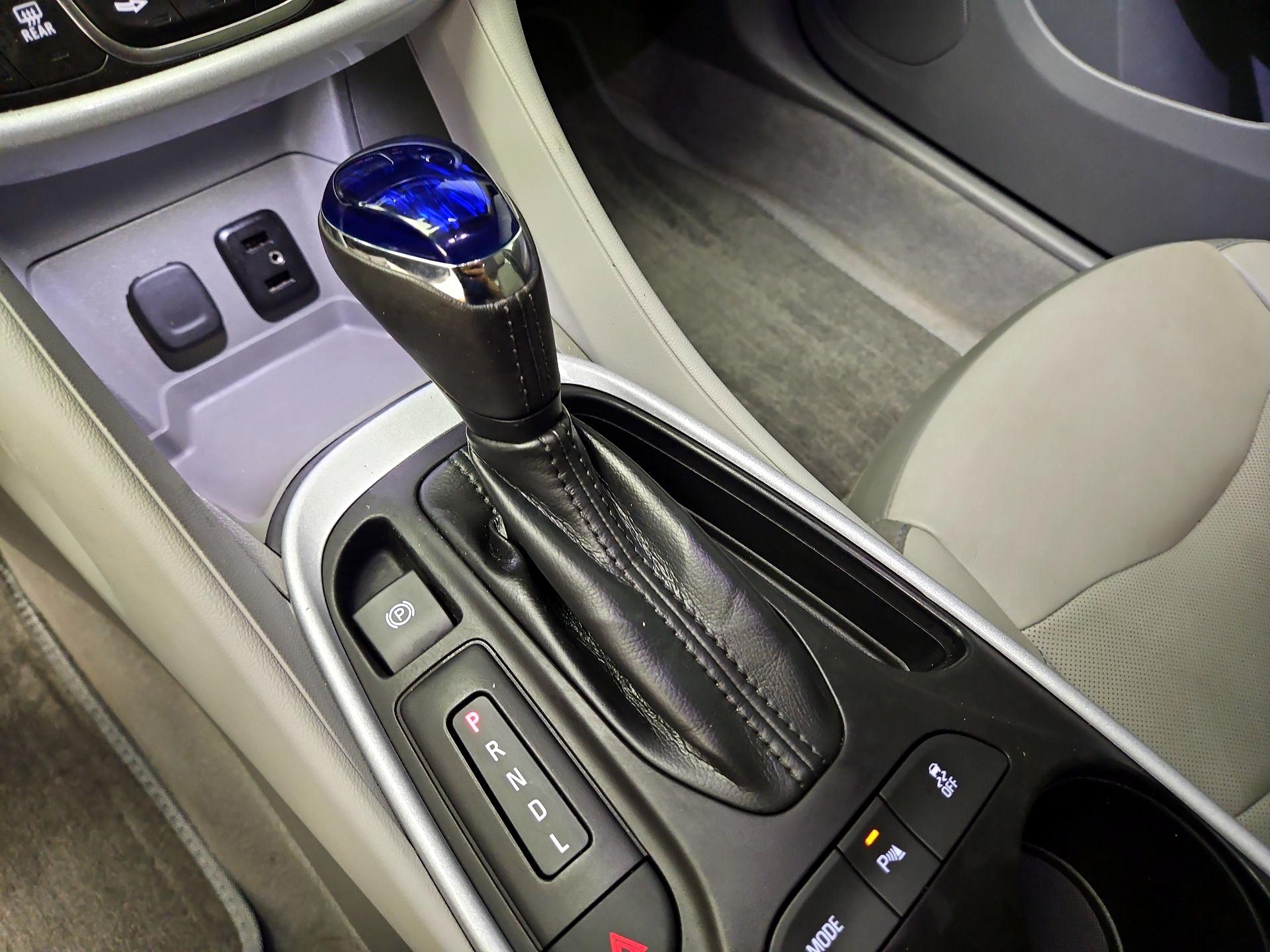 Thumbnail: 2018 Chevrolet Volt - 17